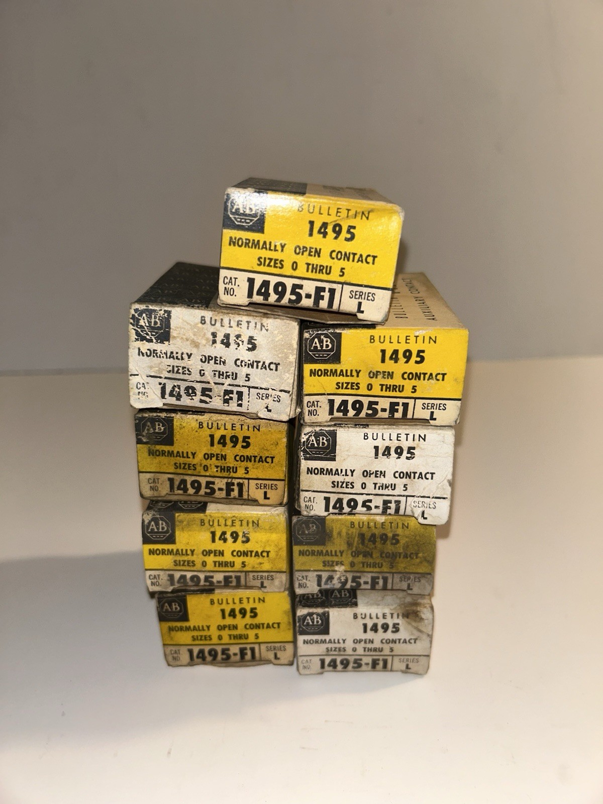 ALLEN BRADLEY 1495-F1 SERIES L AUXILIARY CONTACT (Lot Of 9)