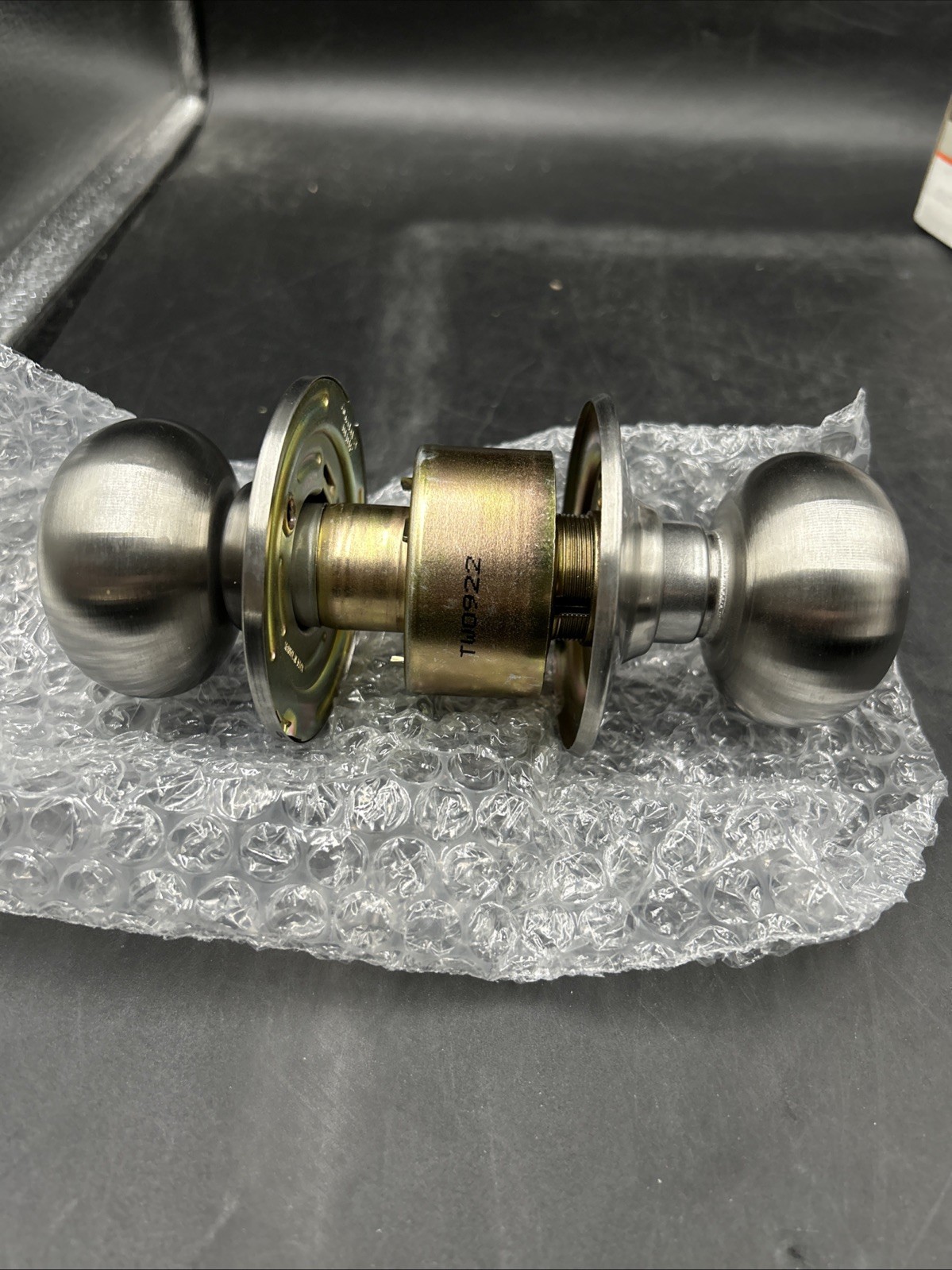 U.S. Lock 2010 Passage Plymouth Knob Lockset Grade 2 Brushed Stainless US32D