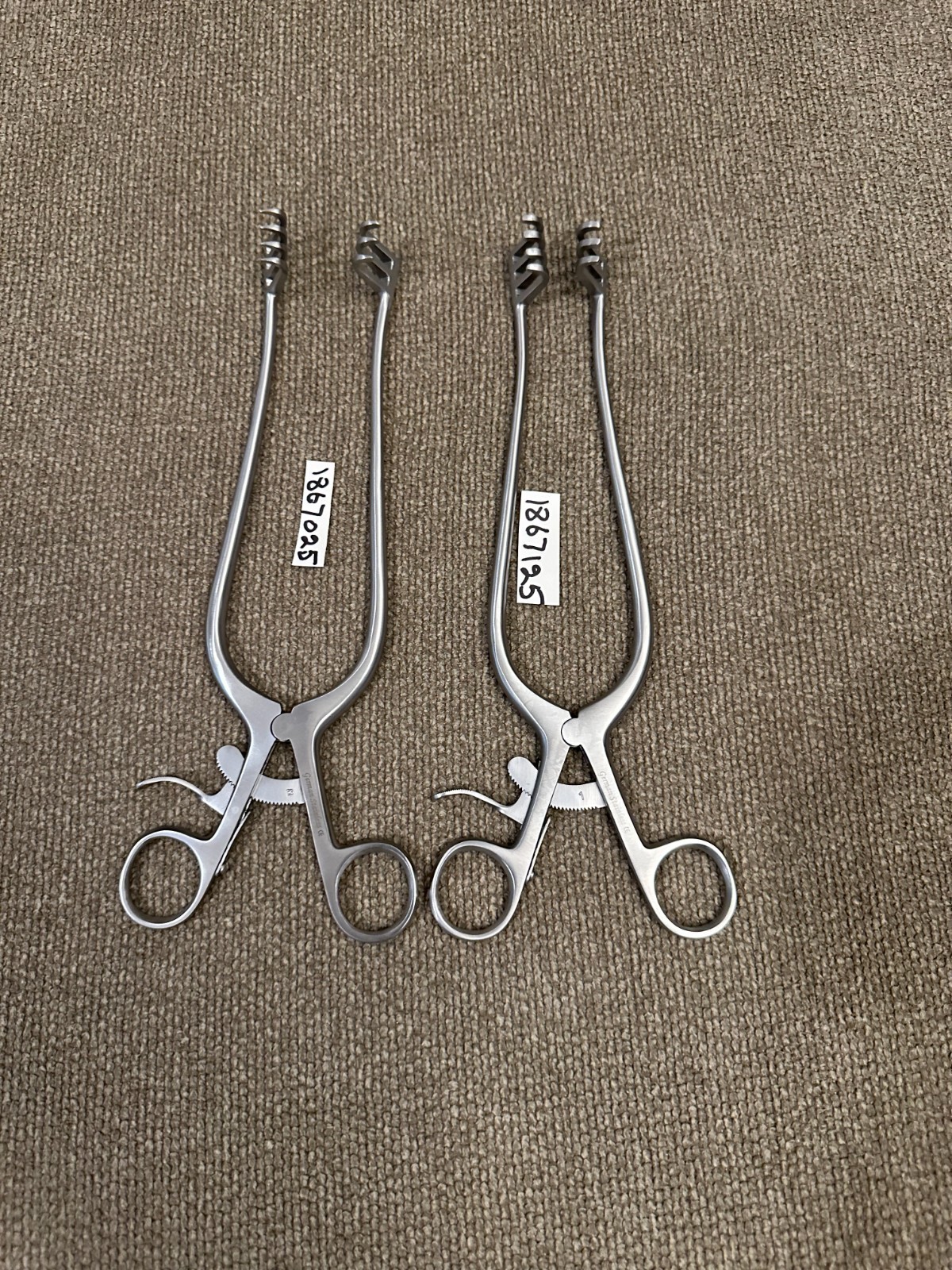 SET OF 2 PCS ORTHOPEDIC WEITLANER RETRACTOR 10" SHARP & BLUNT 3X4 TEETH
