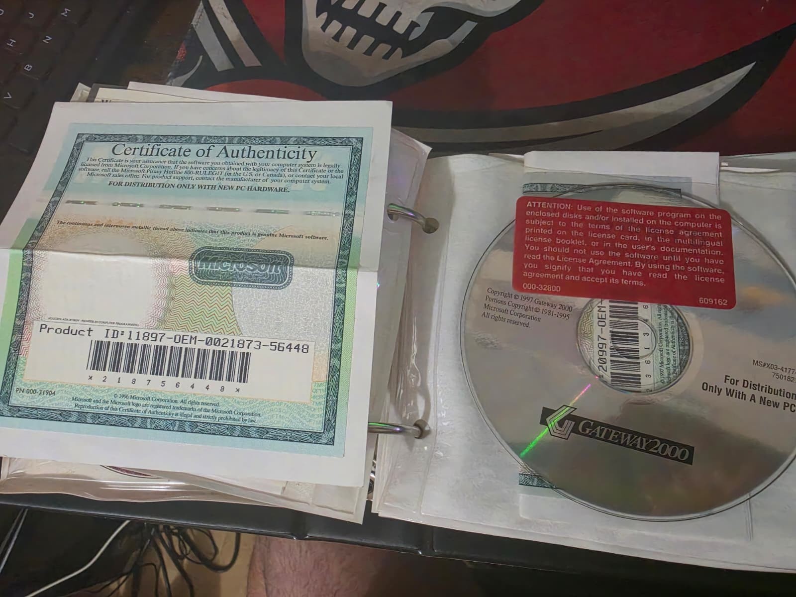 Gateway Software Storage Binder CD Holder, Original Vintage, 11 CD,s