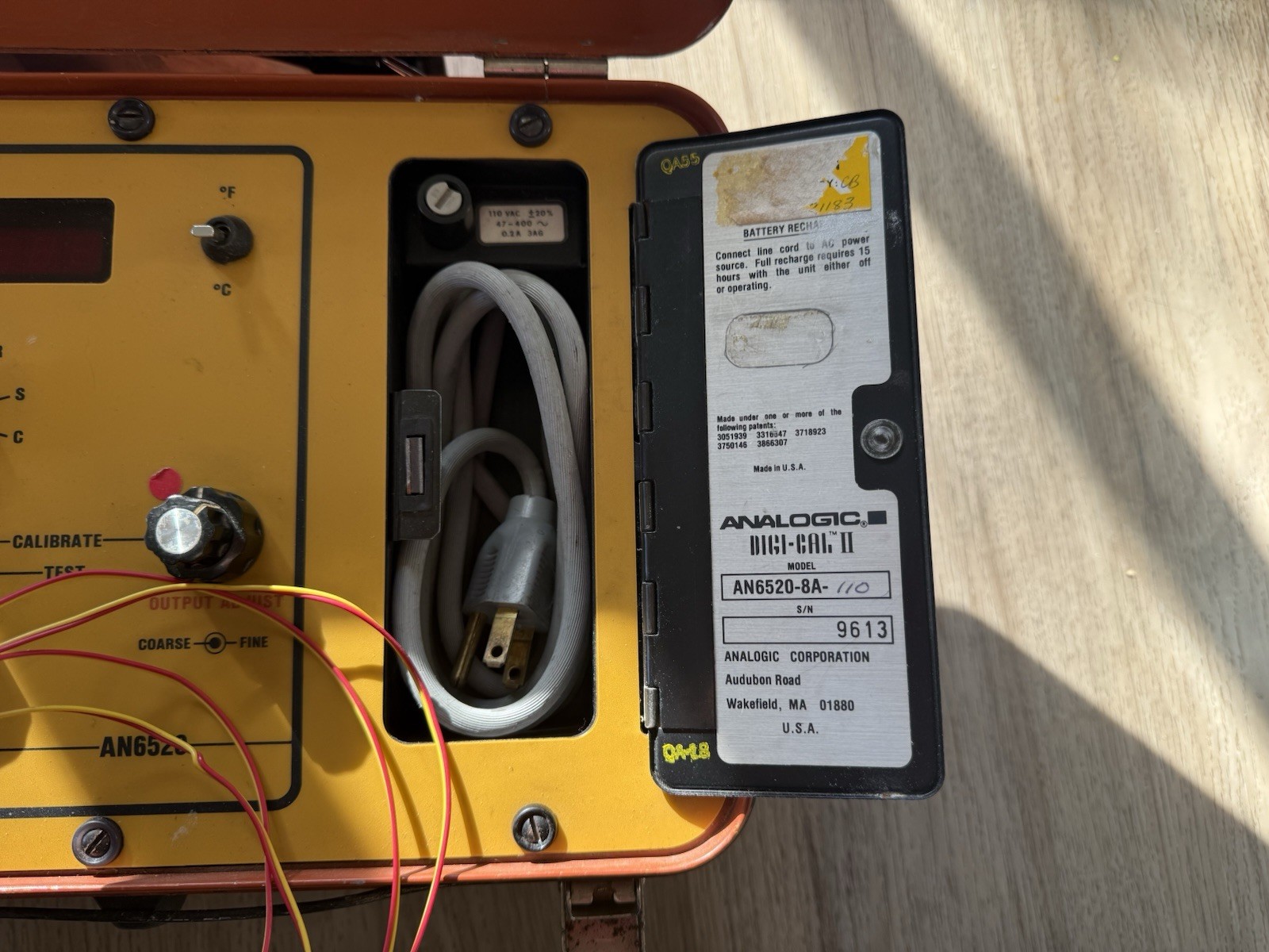analogic thermocouple instrument calibrator