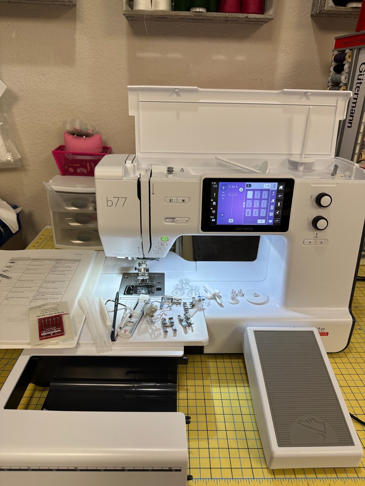 Bernette B77 Digital Sewing Machine