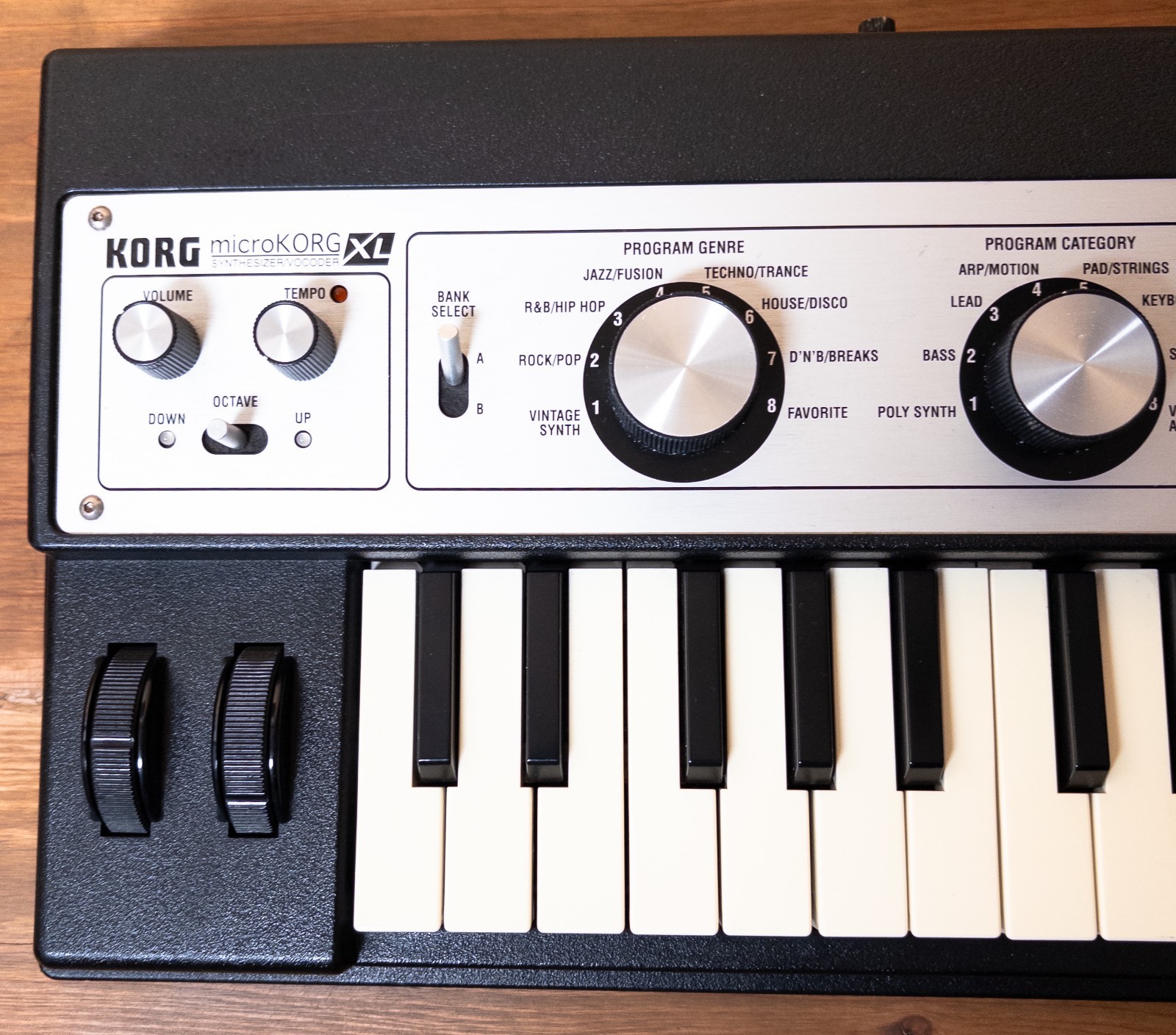 Korg microKORG XL Synthesizer w/ Adapter Tested Working Cleaned No Mic
