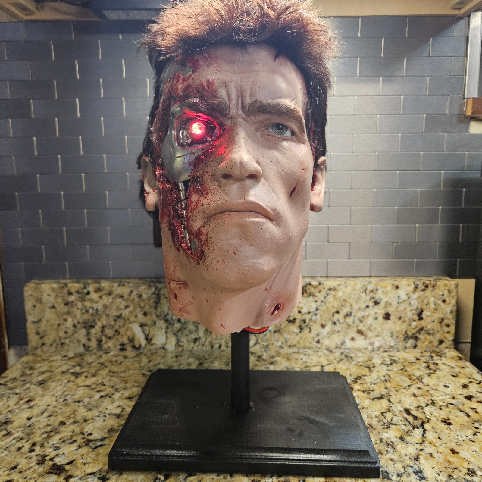 TERMINATOR ARNOLD SCHWARZENEGGER life size head bust horror