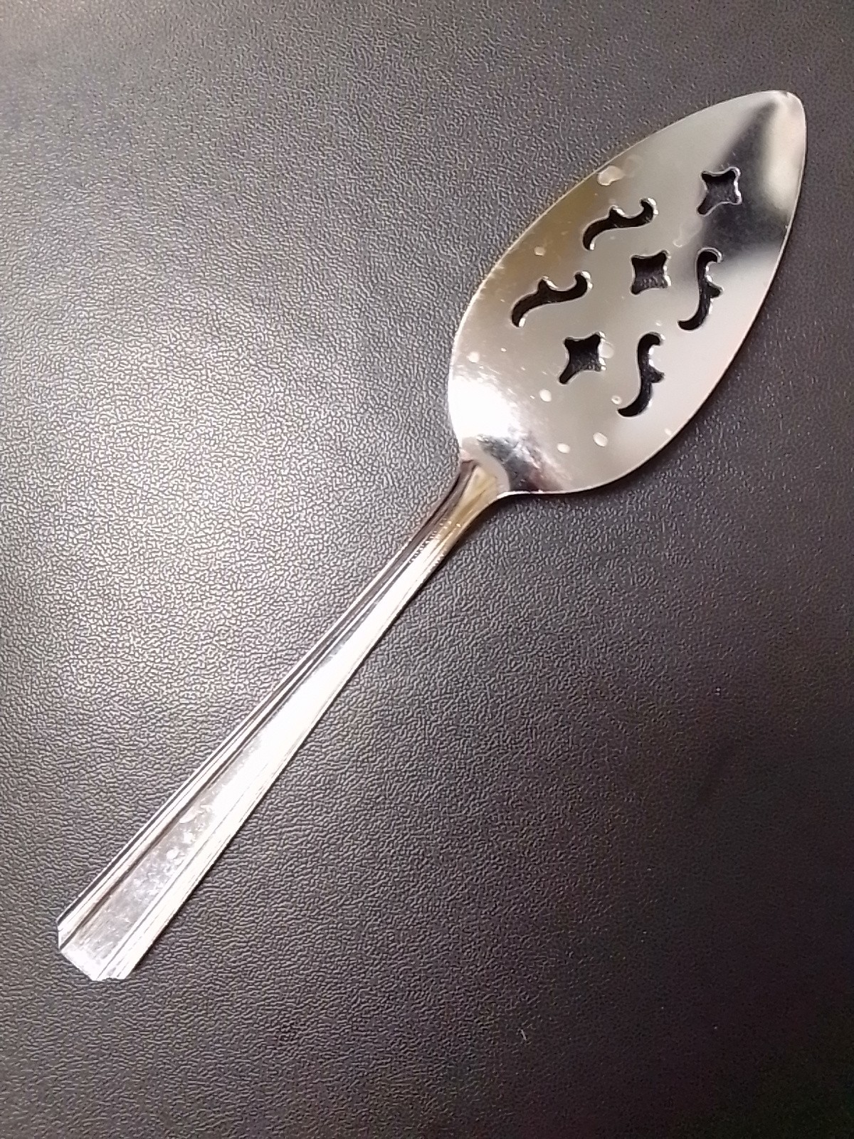 Vintage USA Pie Cake Vegetable Server Slotted