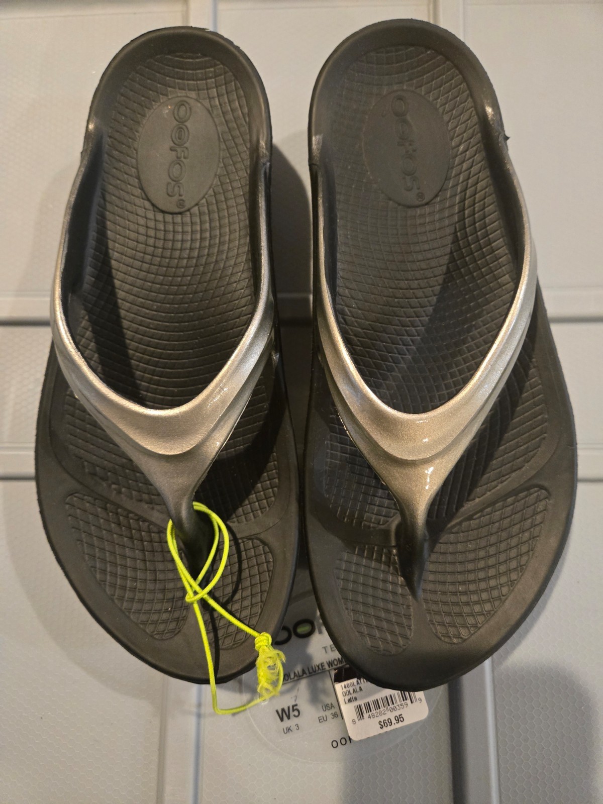 Oofos Oolala Luxe Flip Flops Women's Latte