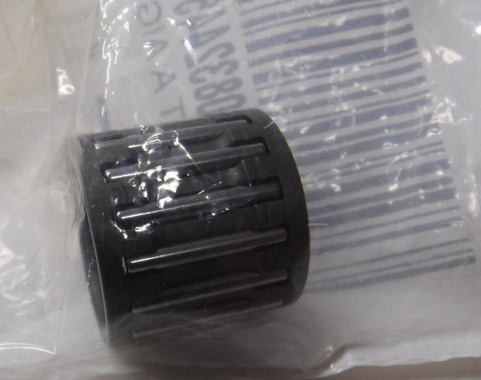OEM SKIDOO MXZ FORMULA SKANDIC GSX RENEGADE NEEDLE BEARING 420832445 V24-21G