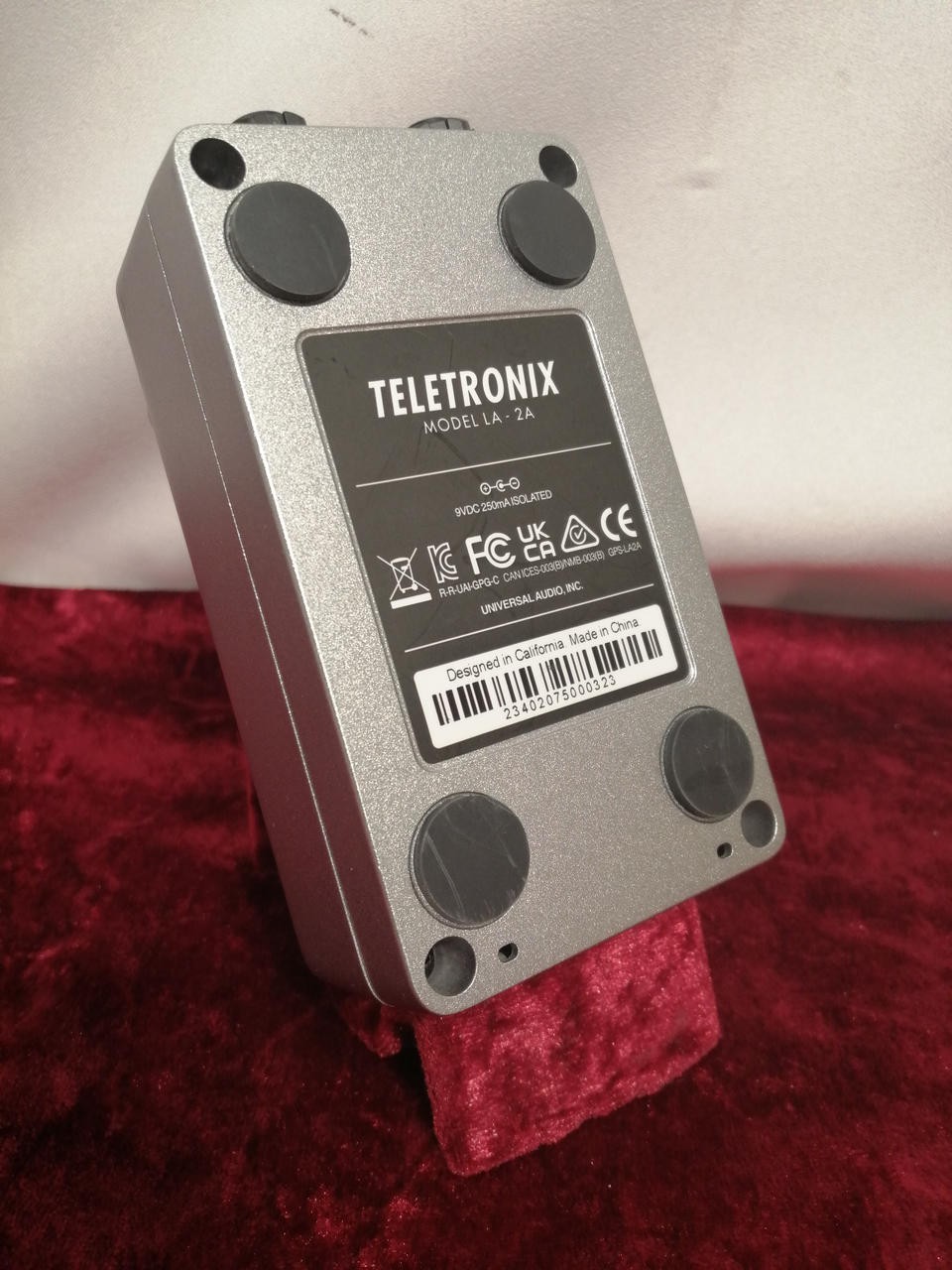 UNIVERSAL AUDIO UAFX TELETRONIX LA-2A Compressor