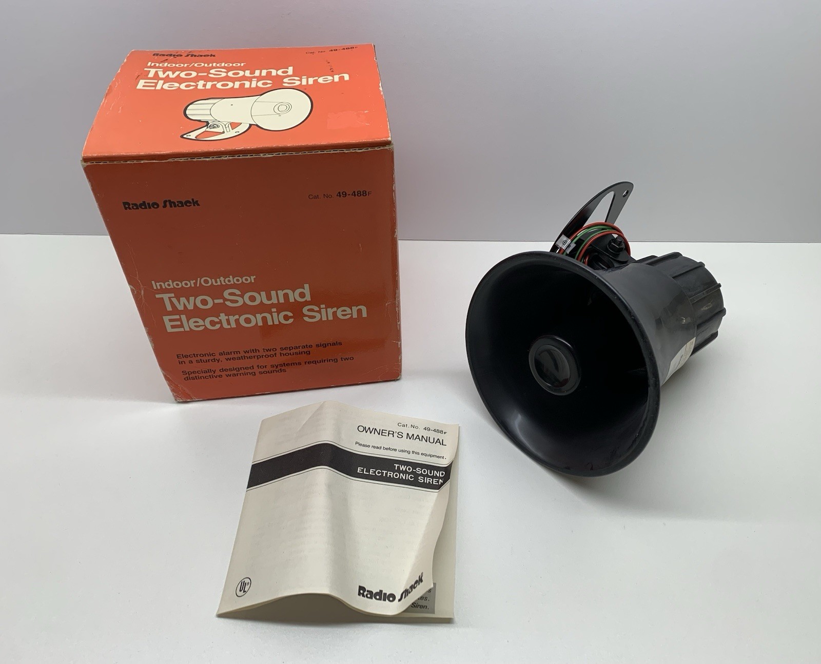 Radio Shack Two Sound Electronic Siren 12V 105dB 49-488F