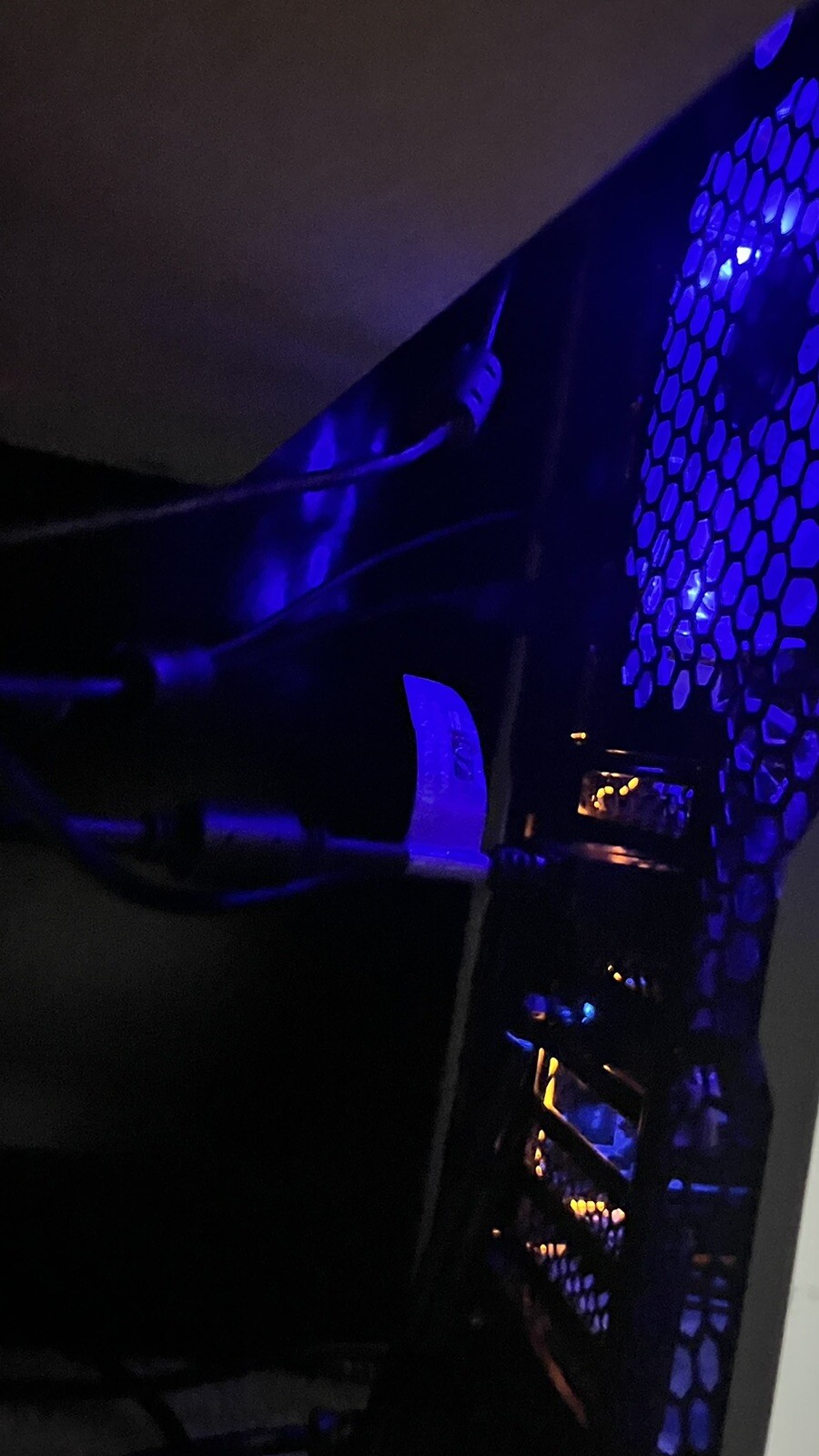 Cyber Power Pc I5 Gtx 1050ti (READ DISC)