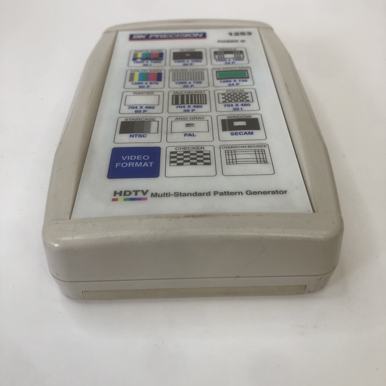 BK Precision 1253 Handheld HDTV Pattern Color Bars Generator