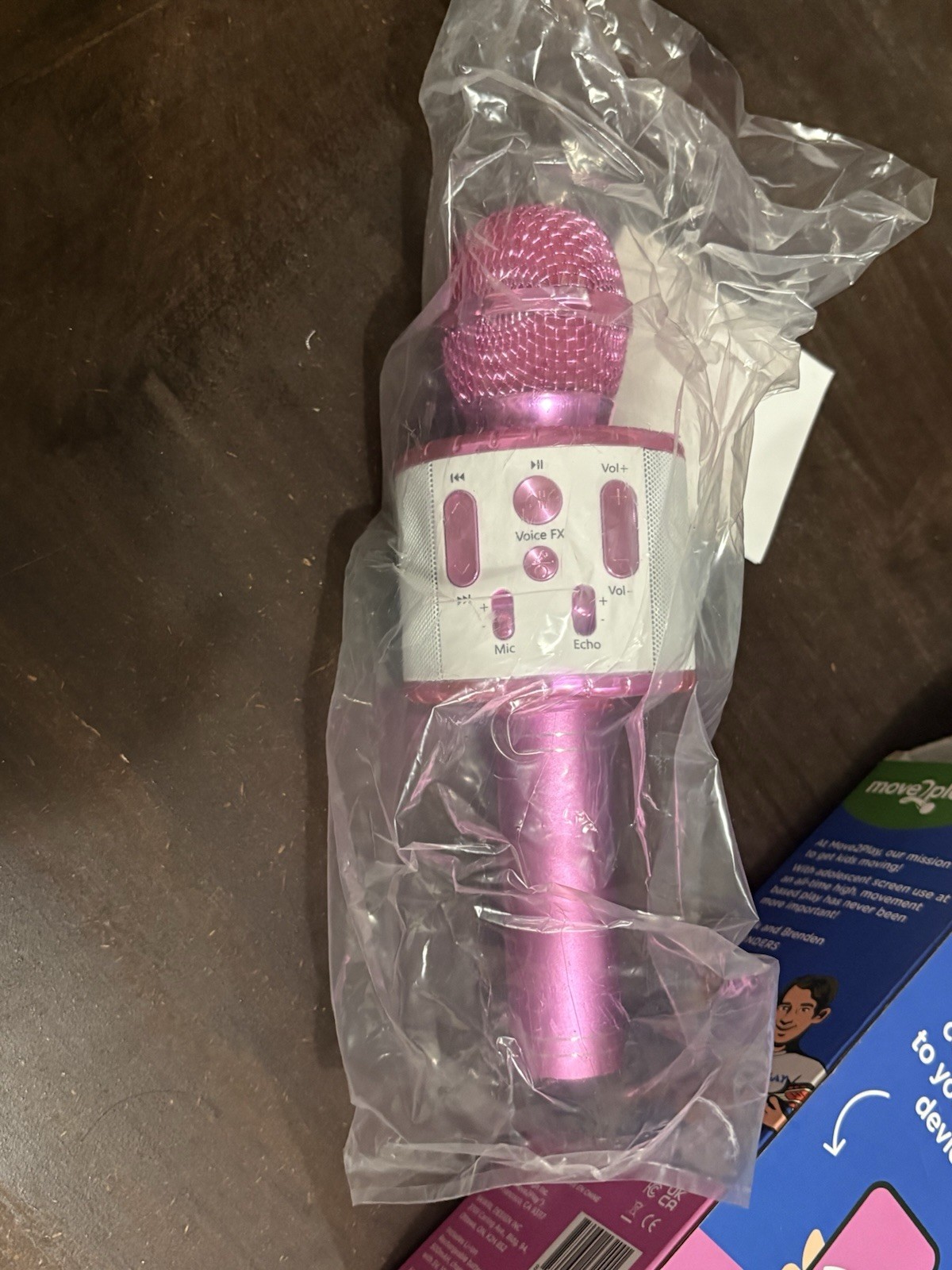 Move2Play, Kids Karaoke Microphone