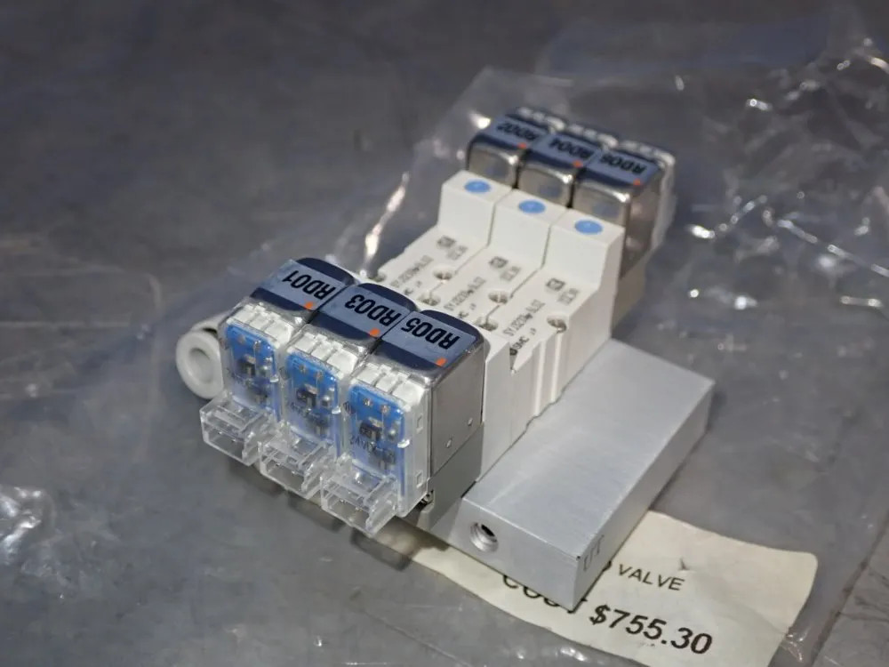 SMC SOLENOID VALVE SYJ3233 5L0Z