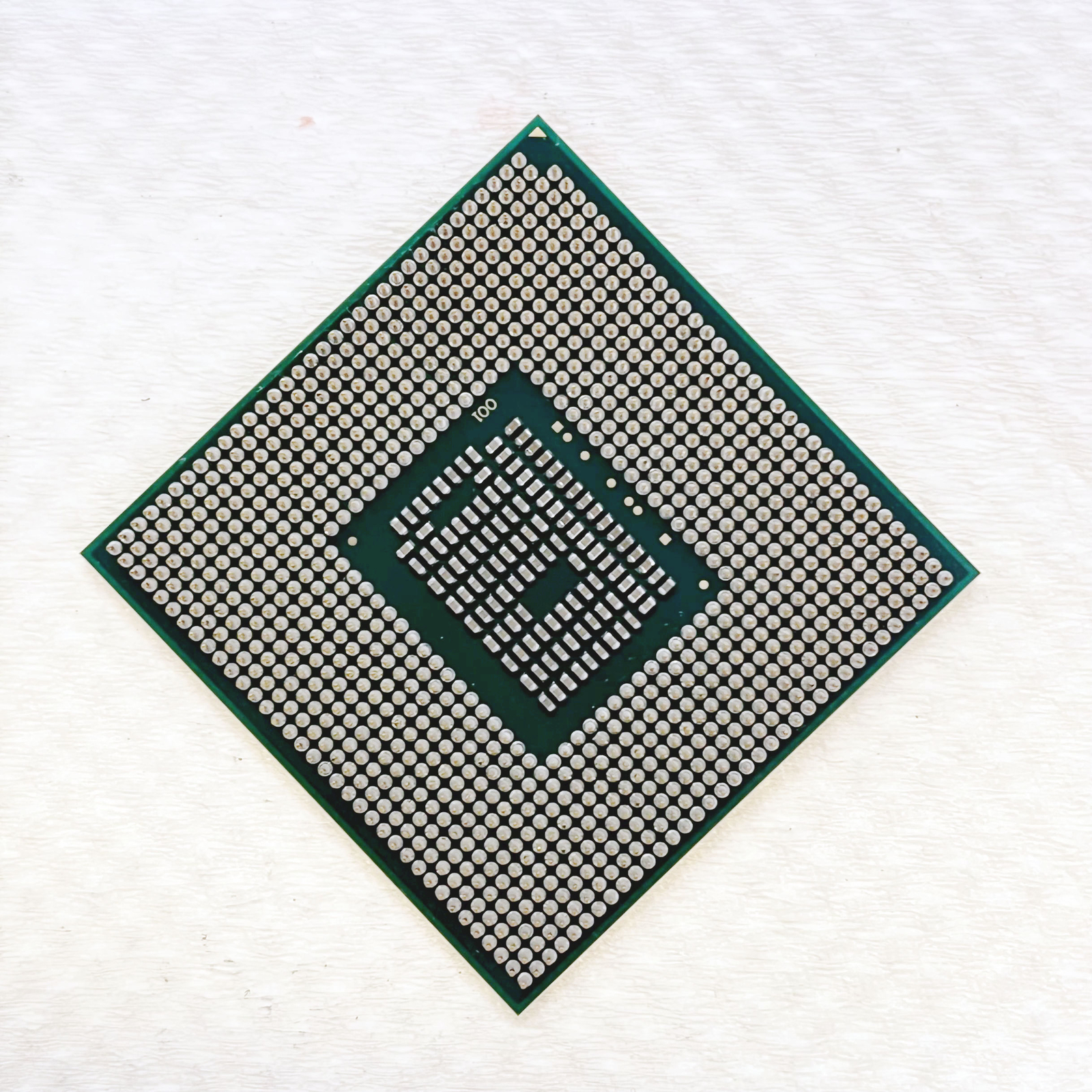 Intel Core i7 2720QM SR014 2.2GHz 6MB Quad Core FCPGA988 Notebook Processor