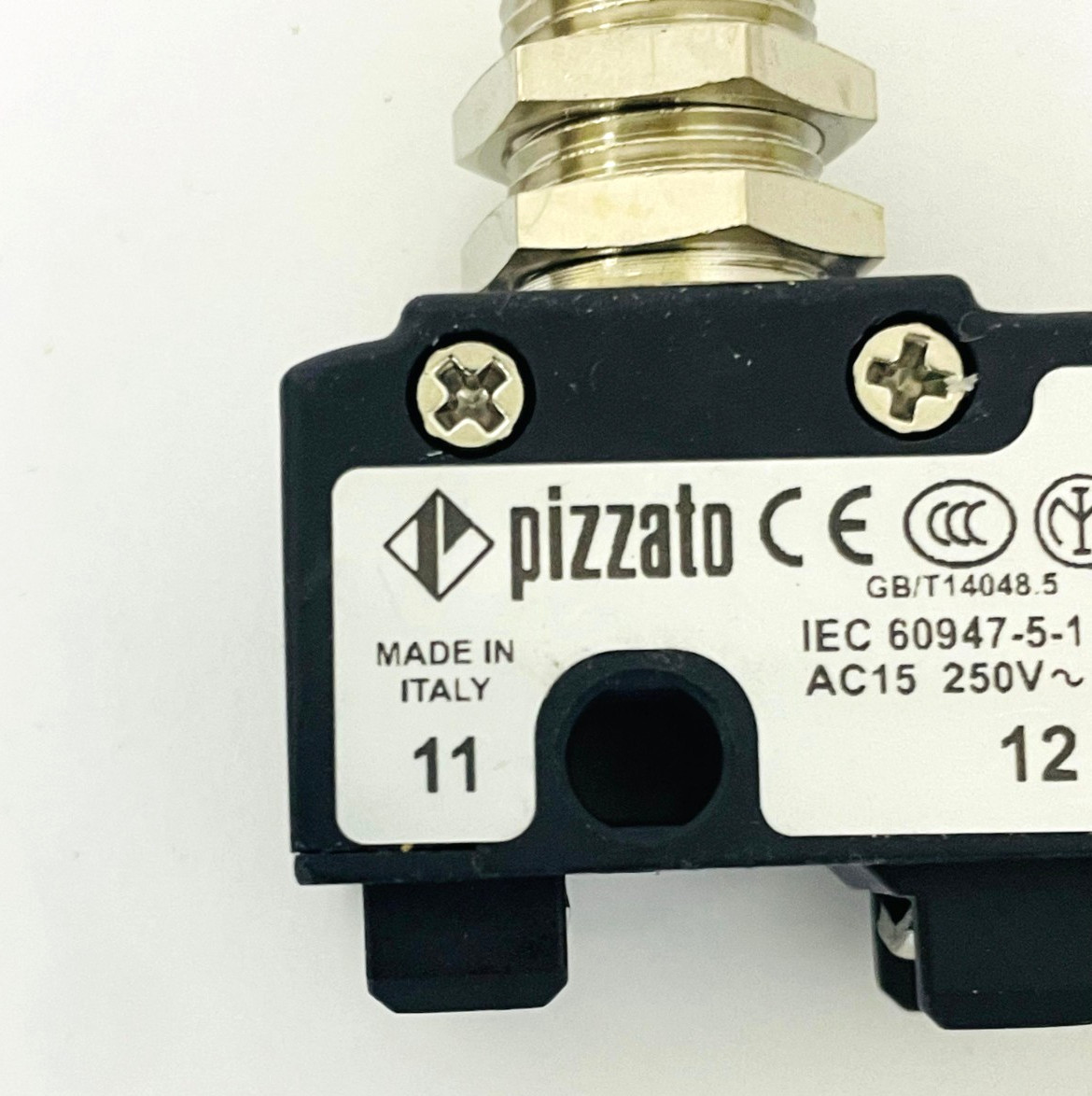 PIZZATO MKV11D10 Micro Switch (10 Pcs In 1 Box)