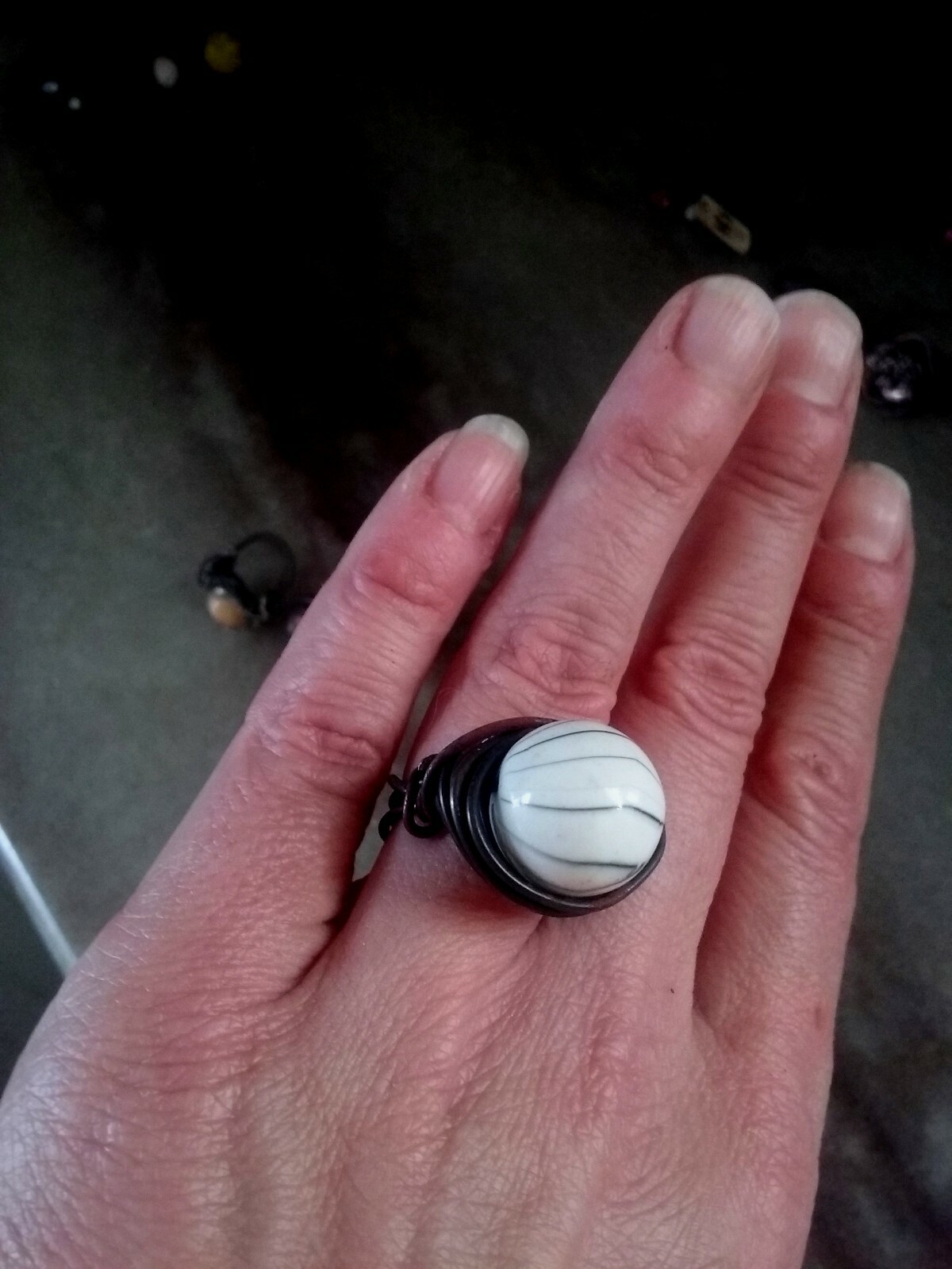 Large Wire Wrap Statement Ring, White Black Striped 'Marble' Charm, Size 8, NEW