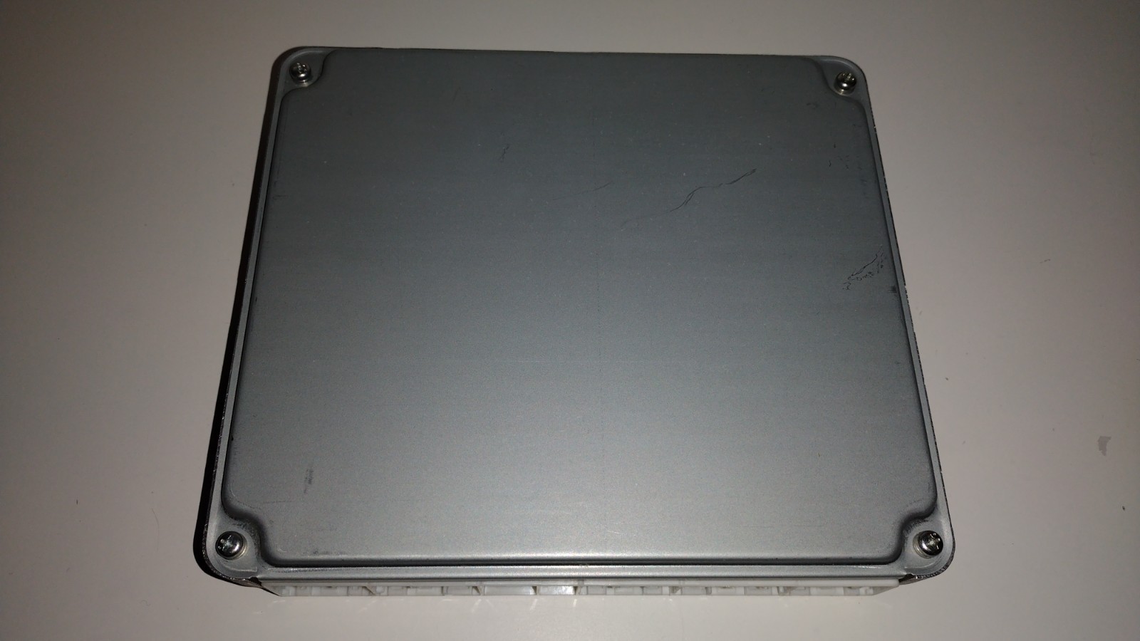 2005 Toyota Highlander 2.4L 2WD ECM/ECU computer module 89661-48740