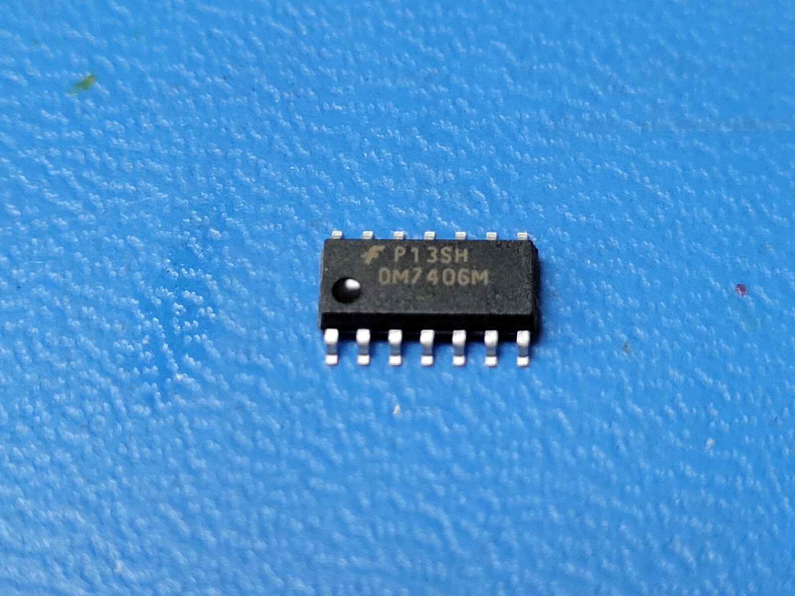 (10 PCS) DM7406M FSC/NSC Inverter IC 6 Channel Open Collector 14-SOIC