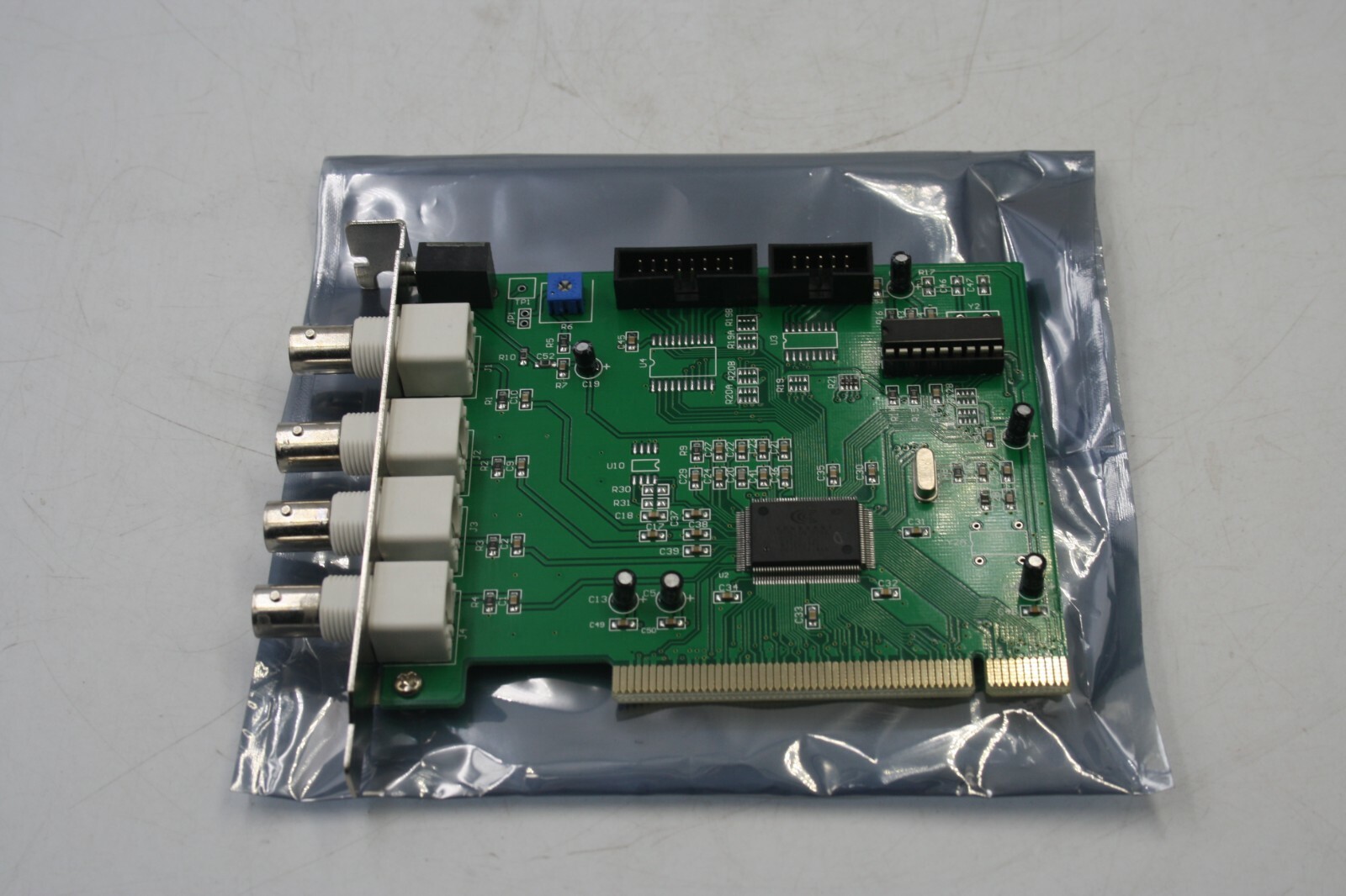 AOP-104A controller 4 BNC Port DVR Card for Video Surveillance CCTV Card Only