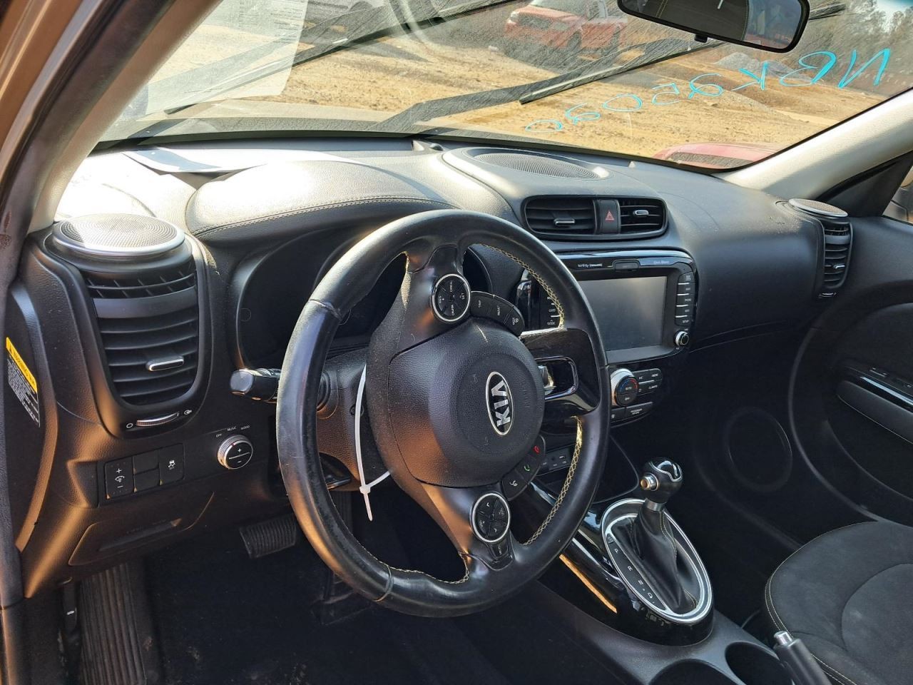 SOUL 2015 Glove Box 4866998