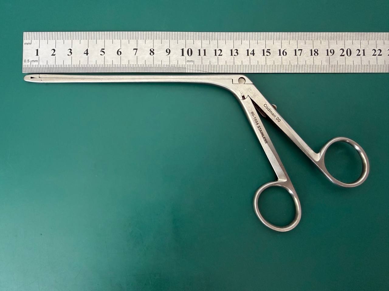 Codman 80-1654 Williams Discectomy Forceps 2mm Bite Single Tooth 5-1/2" Length
