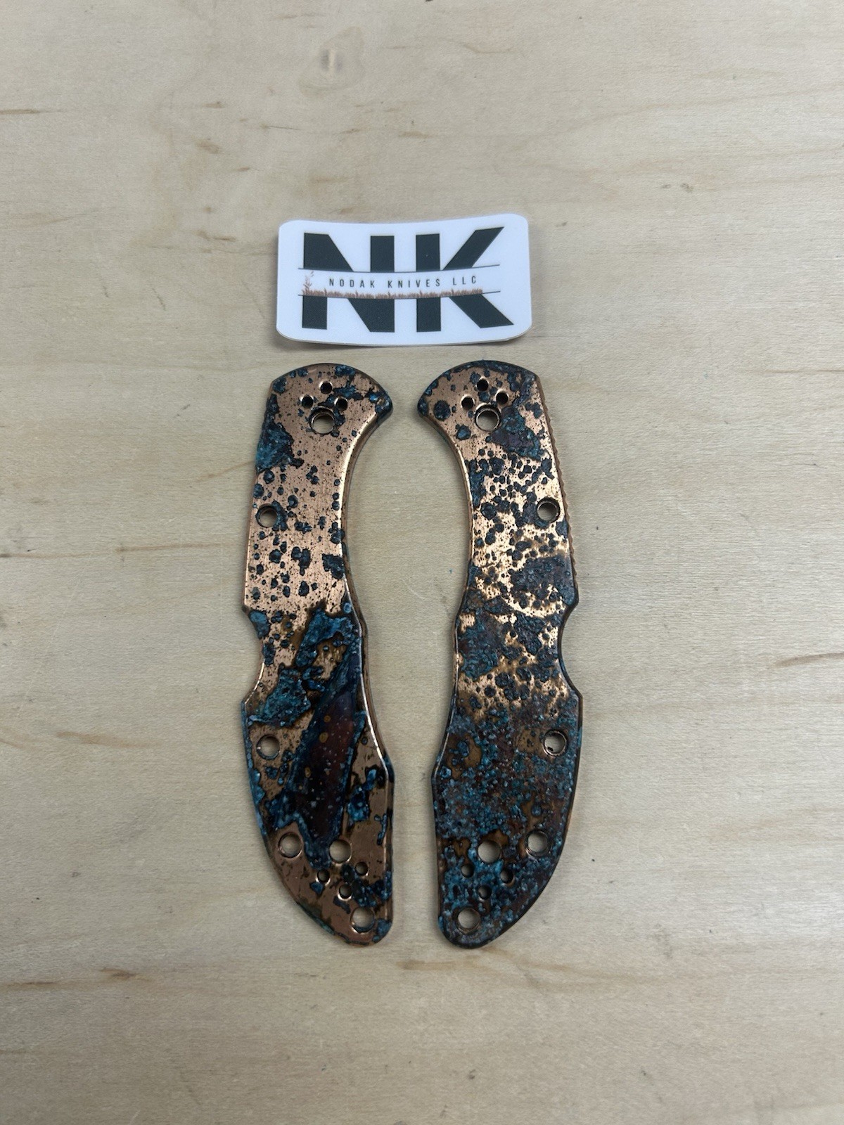 Nodak Custom “Red Rot” Shipwreck Copper Spyderco Delica 4 Handle Scales