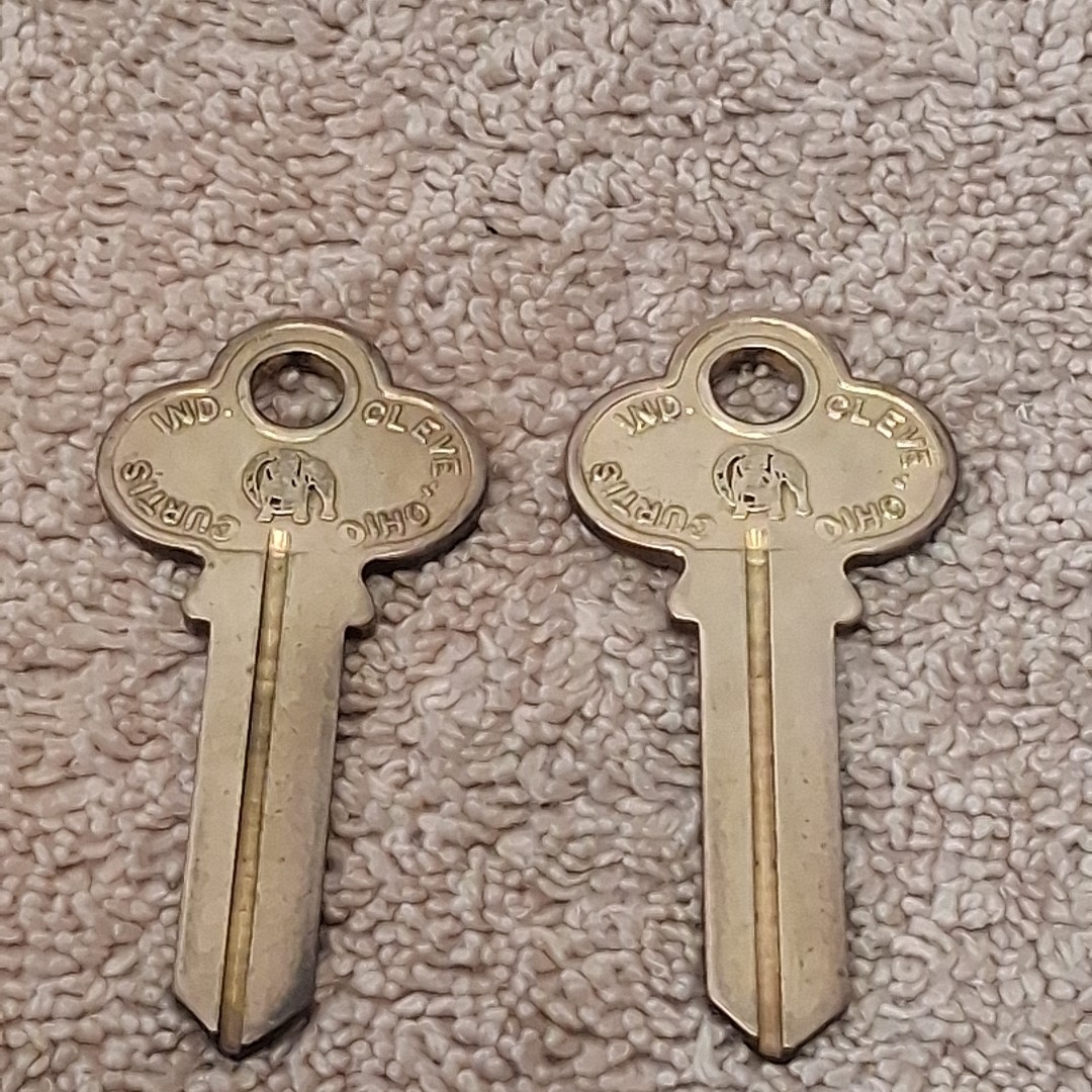 Curtis Bulldog CO2 Key Blanks Lot Of 2 USA NOS Locksmith