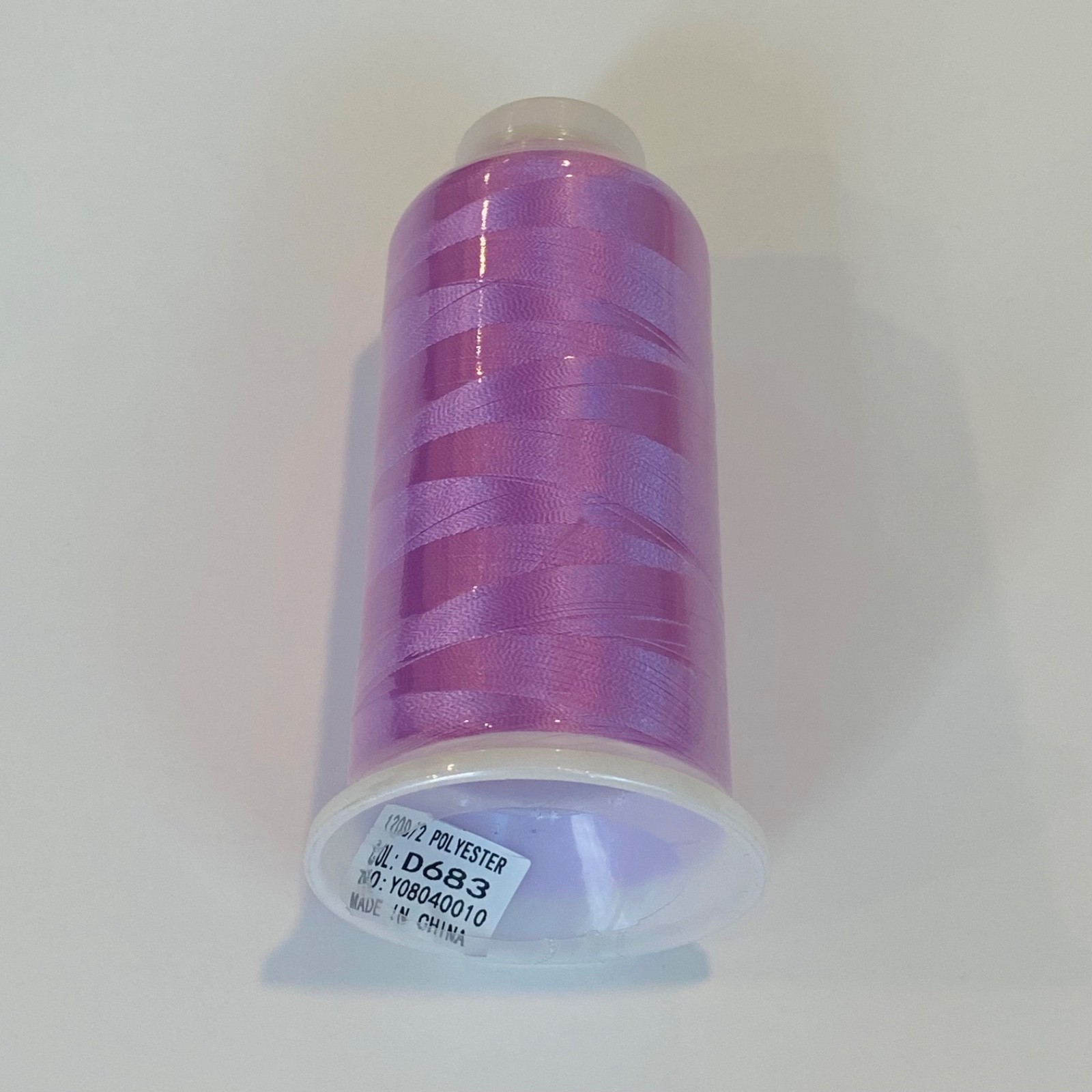 120d/2 (40WT) 4000Y 100% polyester embroidery thread spools