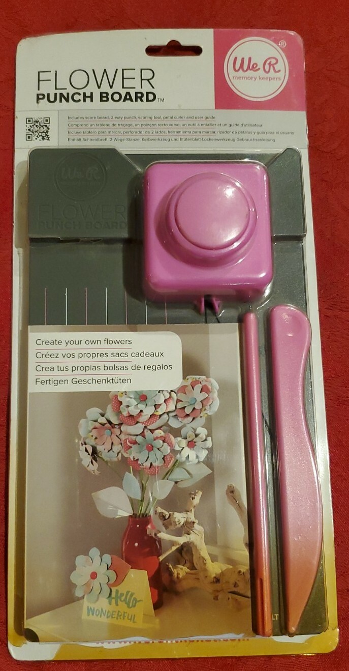 We R Memory Keepers FLOWER PUNCH BOARD #71342-5 New in Package! Paper Crafts