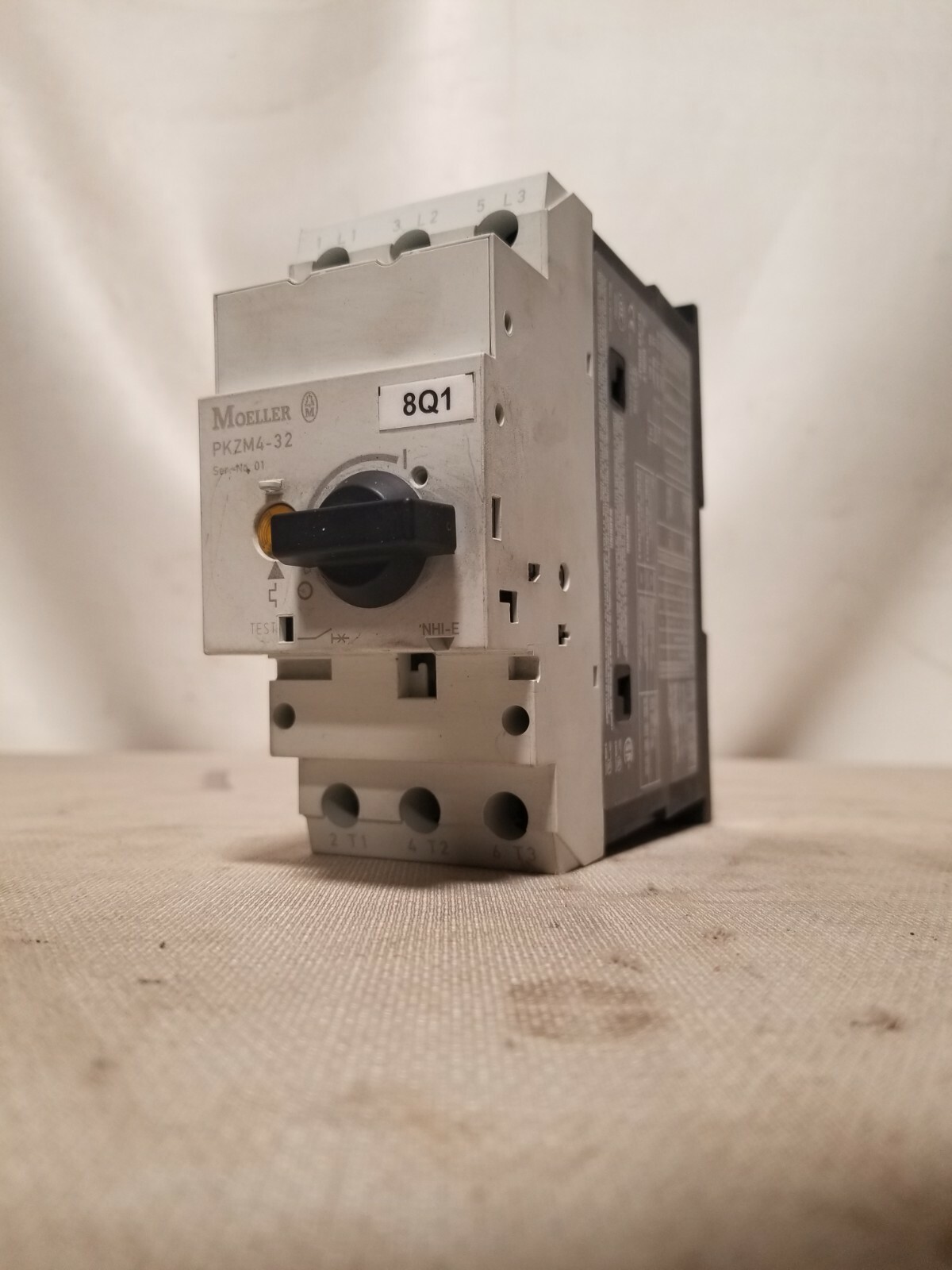 Moeller PKZM4-32 manual motor protector