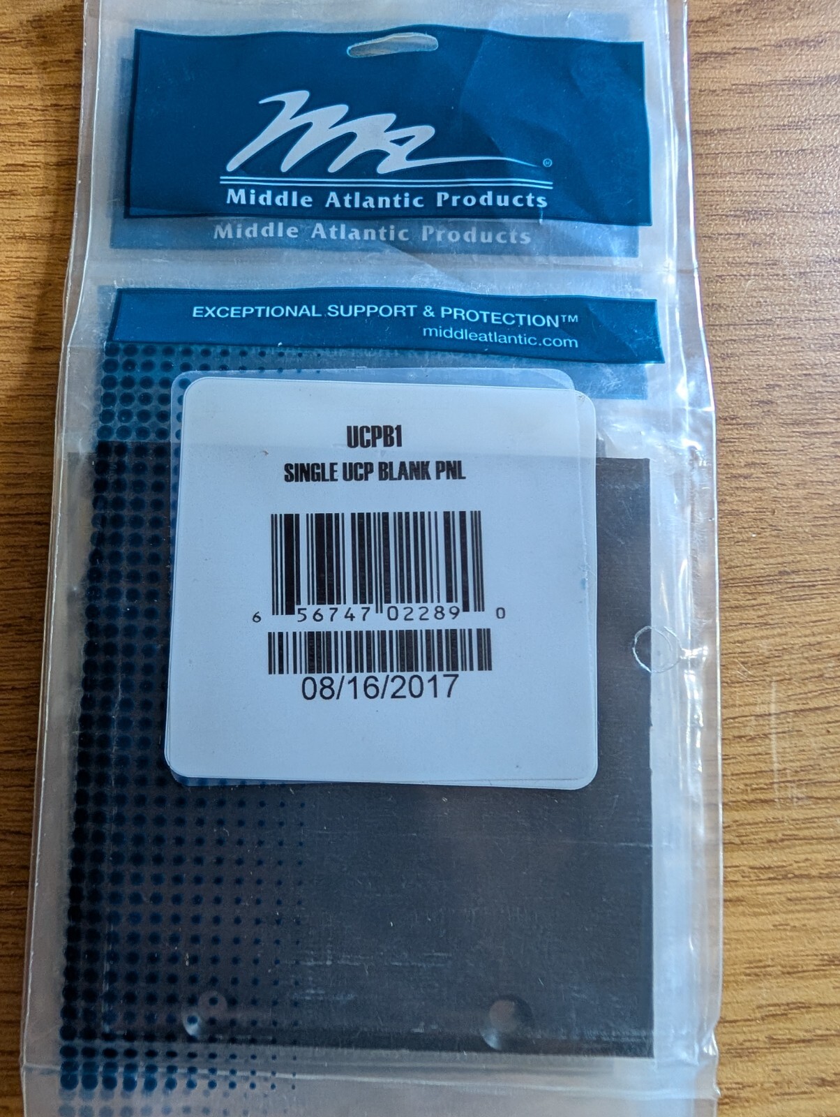 Middle Atlantic UCPB1 SINGLE UPC BLANK PNL