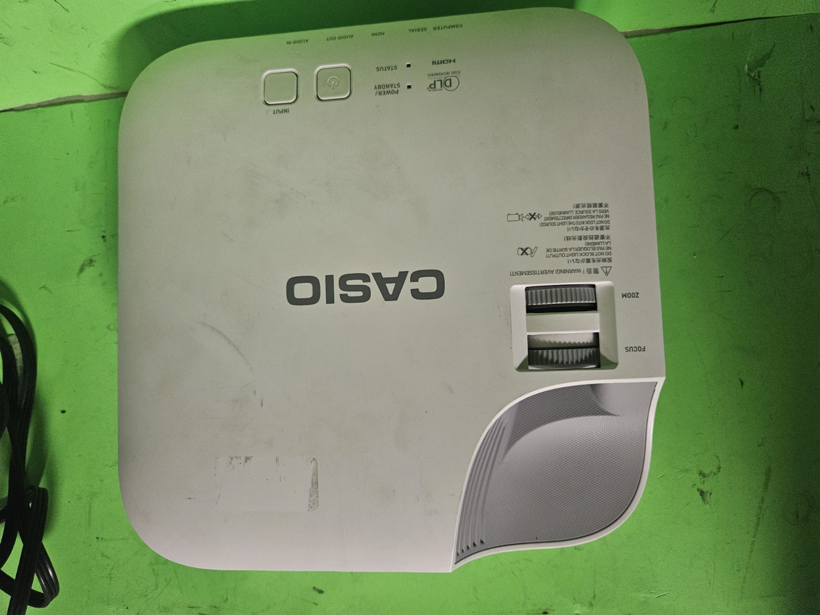 CASIO Projector XJ-V1 dlp hdmi 4941 hours