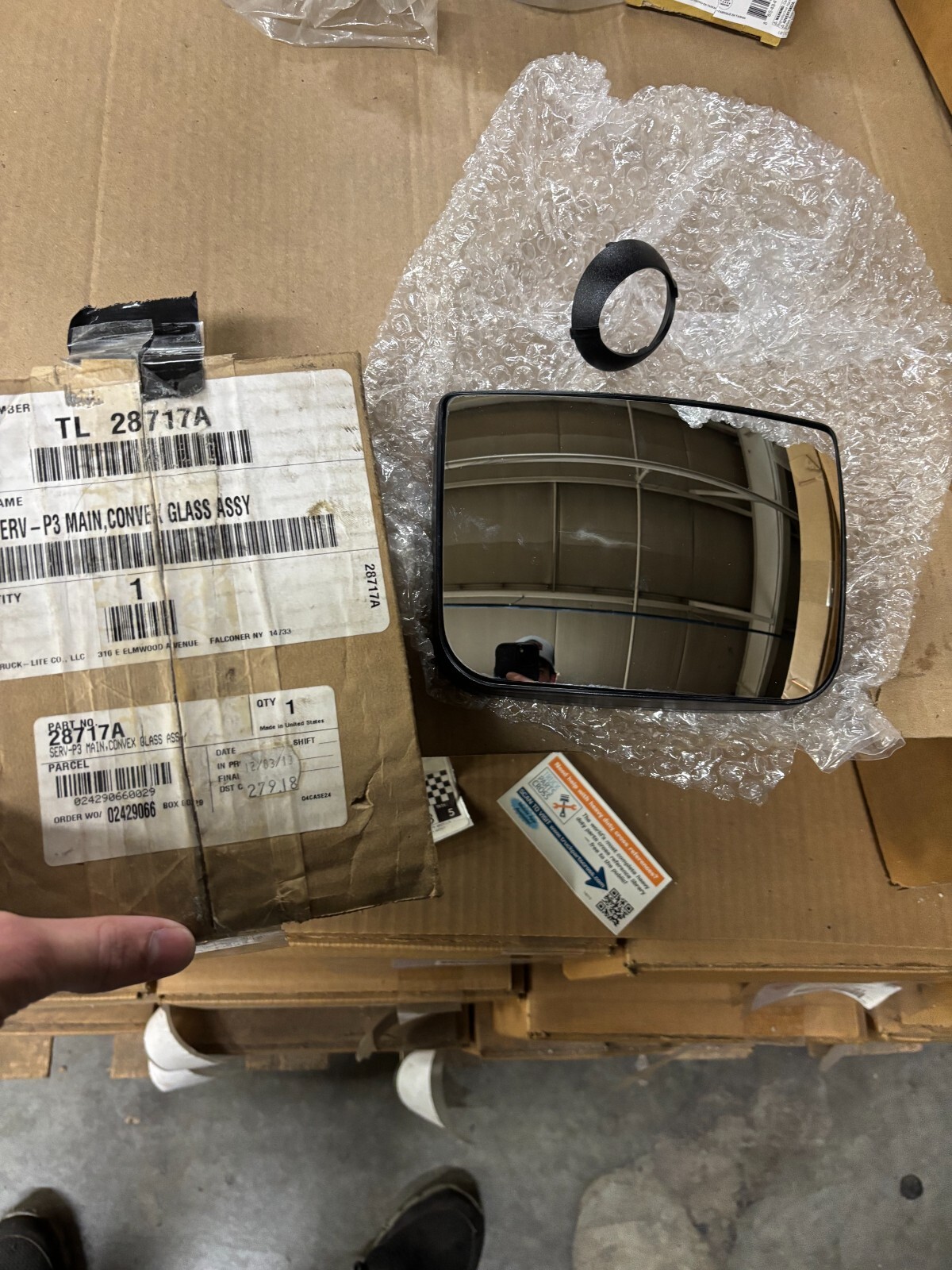 GENUINE TRUCK LIGHT MIRROR GLASS SERV- P3 MAIN CONVEX MIRROR TL 28717A NEW OEM