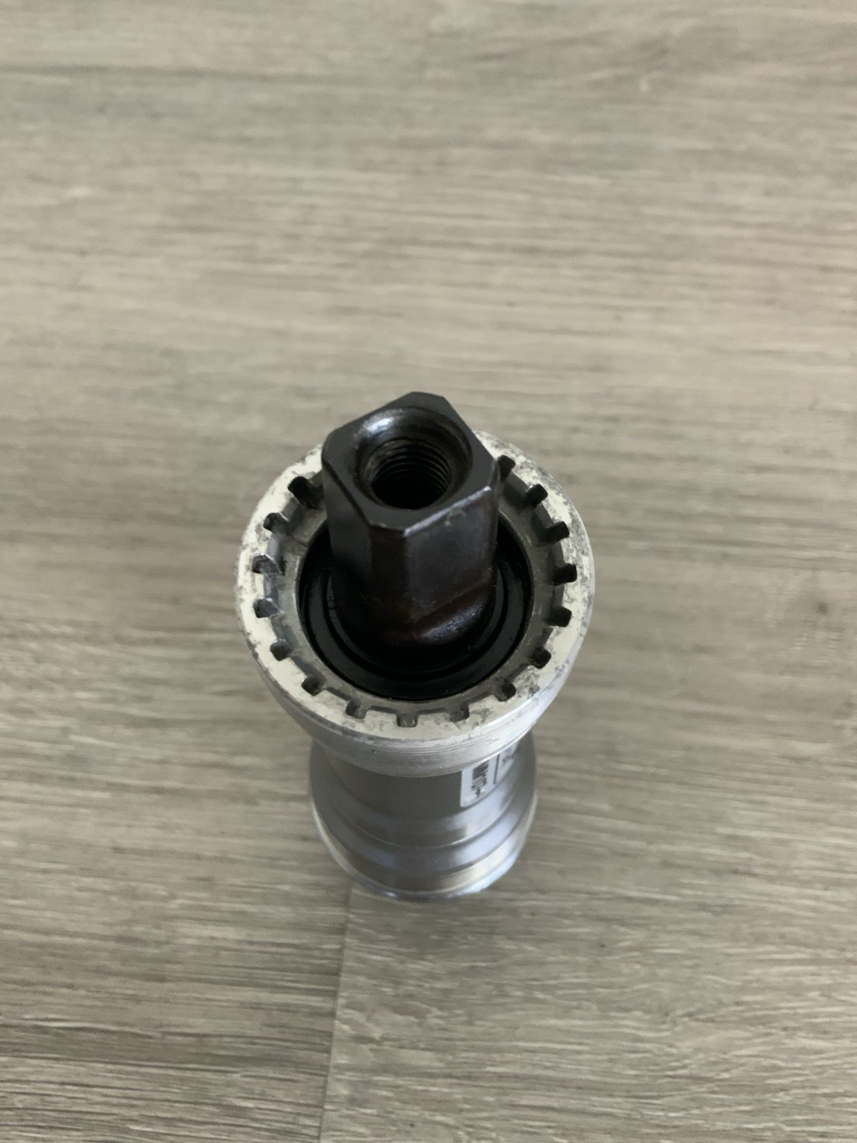 SHIMANO SEALED BOTTOM BRACKET 70-108 MM ITALIAN THREADING MODEL UN55