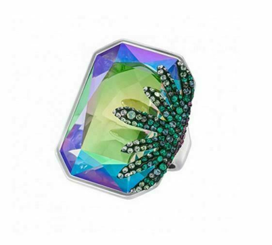 Swarovski Gisele Ring Cocktail Statement Crystal Size  55/7/M New in Box $199