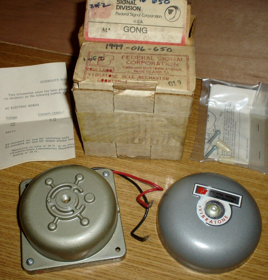 New Federal Signal Vibratone Bell A-4 Model 600 125V .08Amps Series A1 600*125-1