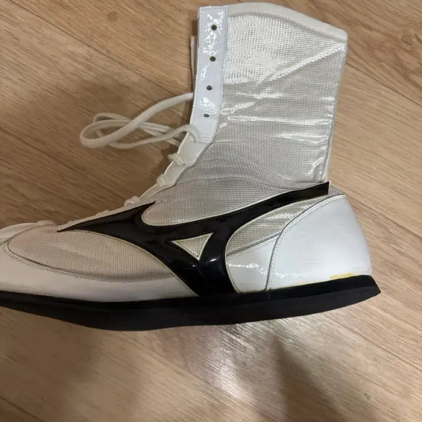 Mizuno Boxing Finisher Shoes - White, Size 280