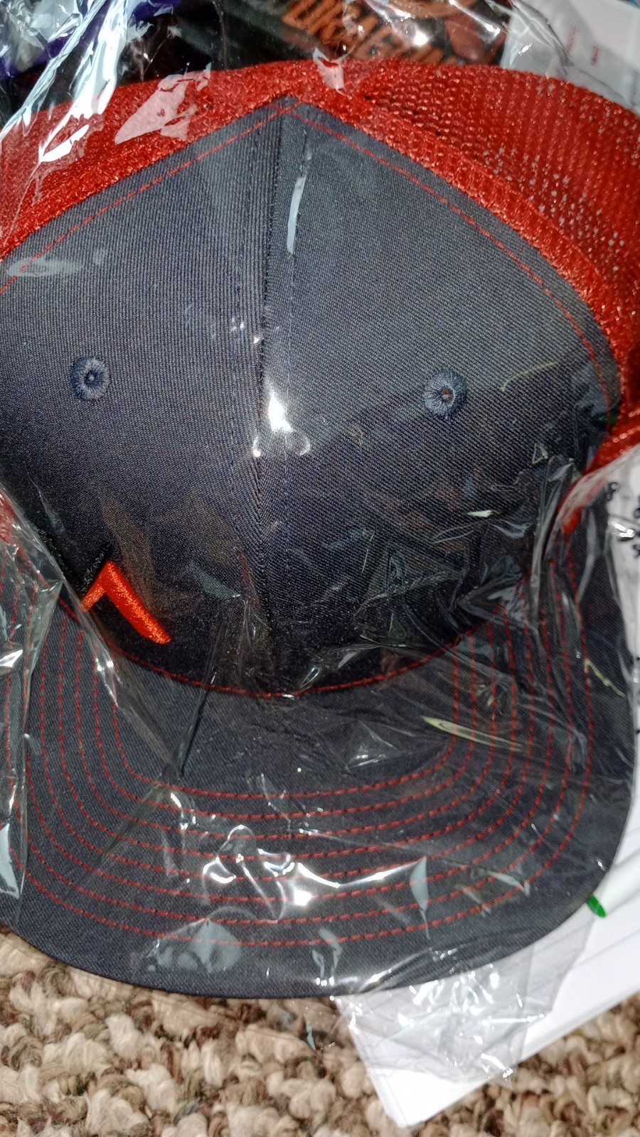 Victory Archery  Field Archery New Red/ Charcoal Grey  Archery Sporting Goods