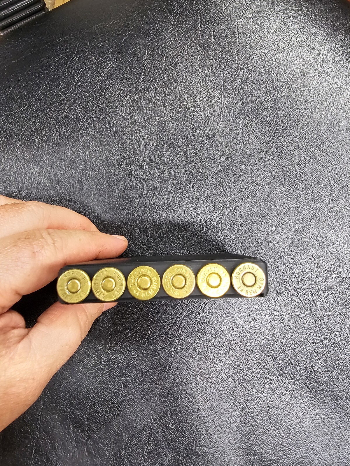 Holder For 44 MAG SHELLS EDC. Holds Twelve Extra 44 Shells In A Compact And...