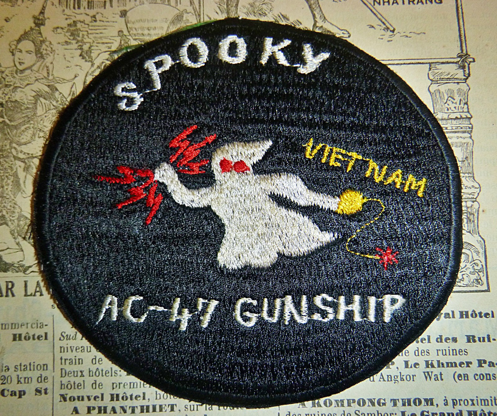 PUFF The MAGIC DRAGON - Large Patch - AC-47 SPOOKY GUNSHIP - Vietnam War - D.937
