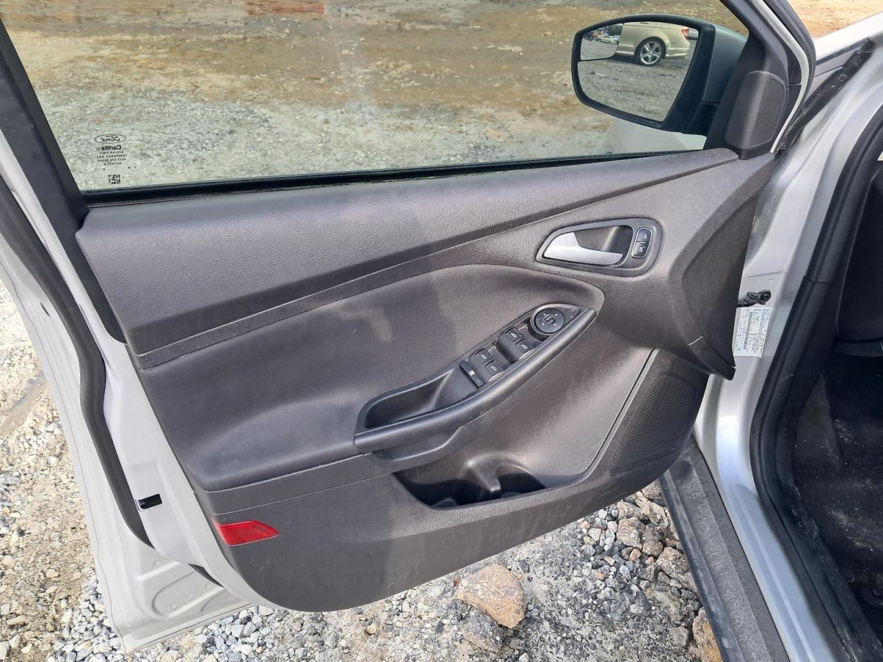 FOCUS 2018 Glove Box 4892054