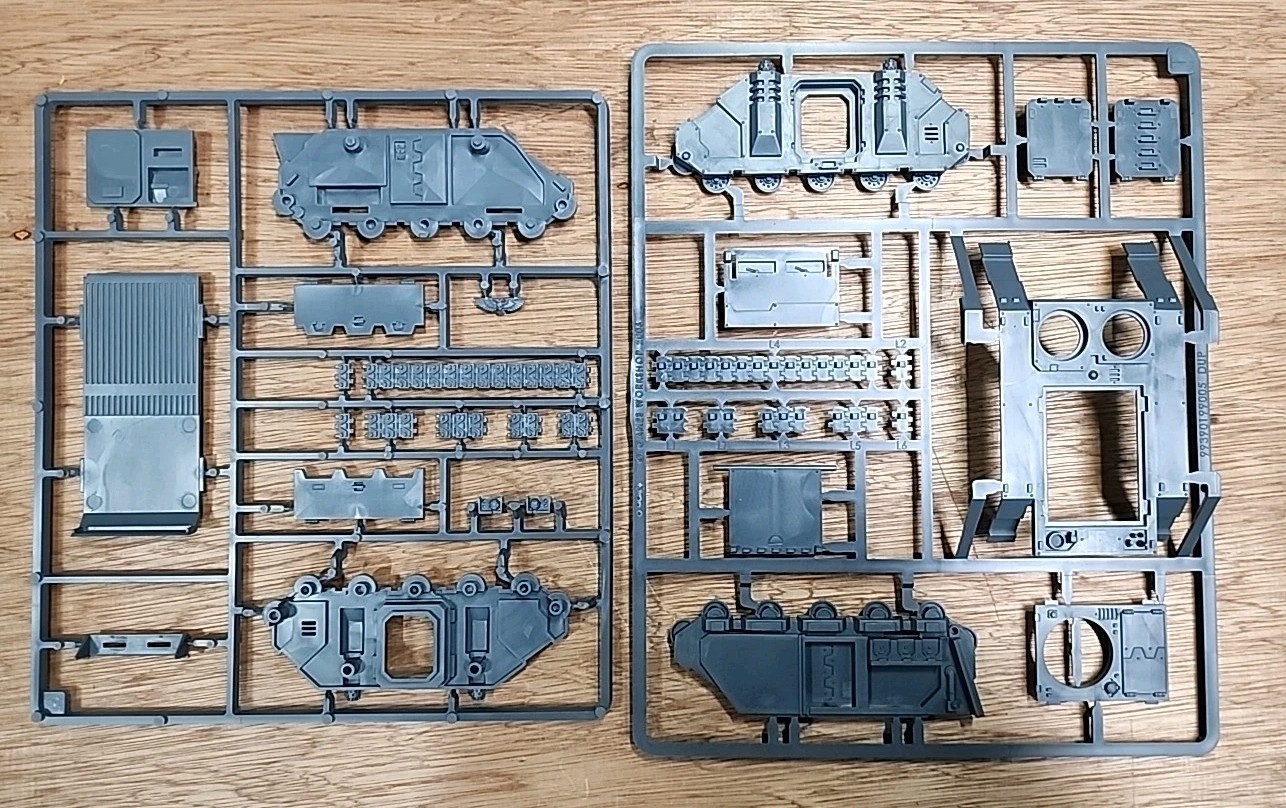 Warhammer 40k Rhino Hull  Chaos/Space Marine/Sororitas Transport Vehicle