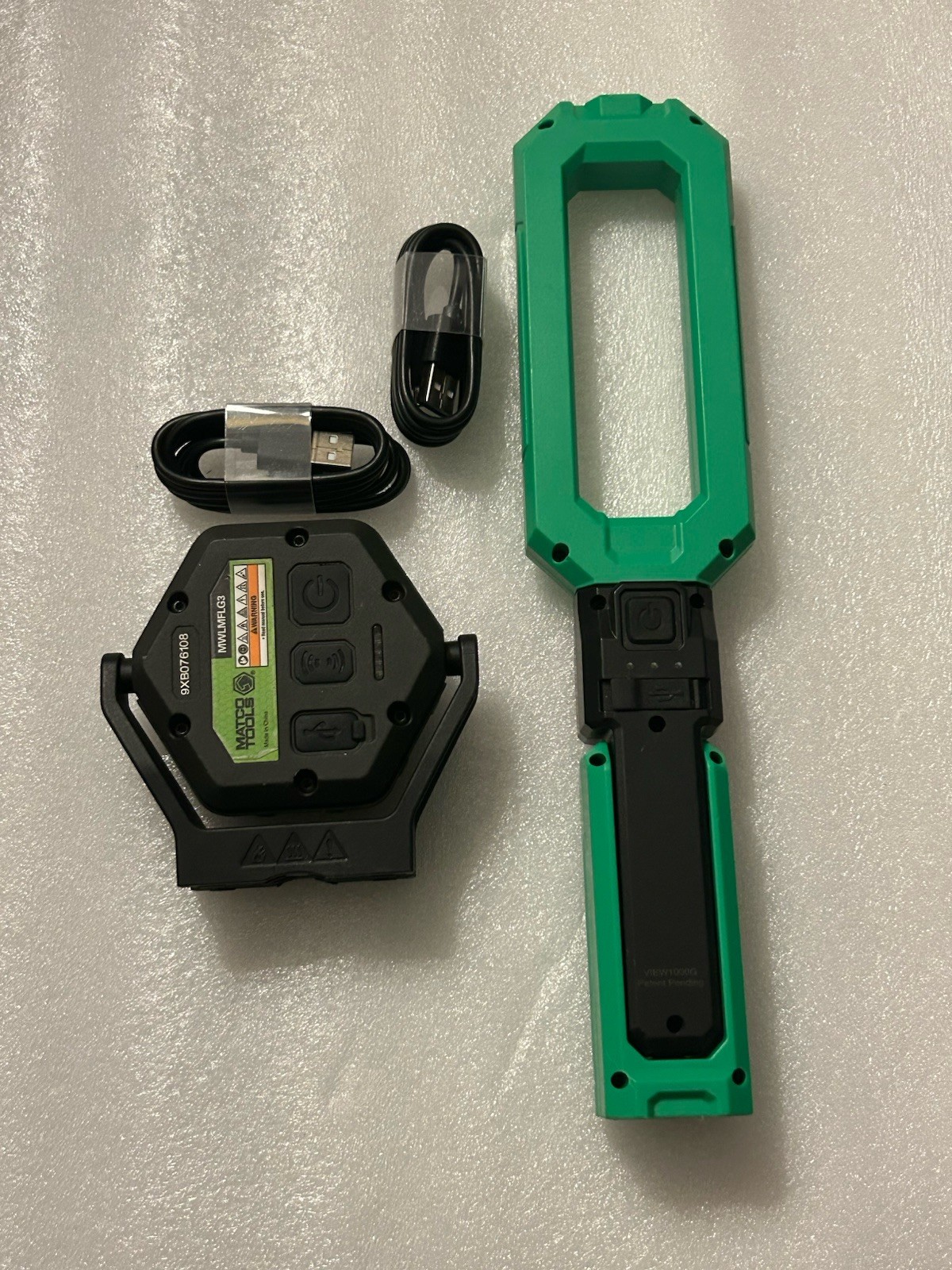 Matco Tools Rechargeable LED 1000 Lumen Flood Light And View Through Light