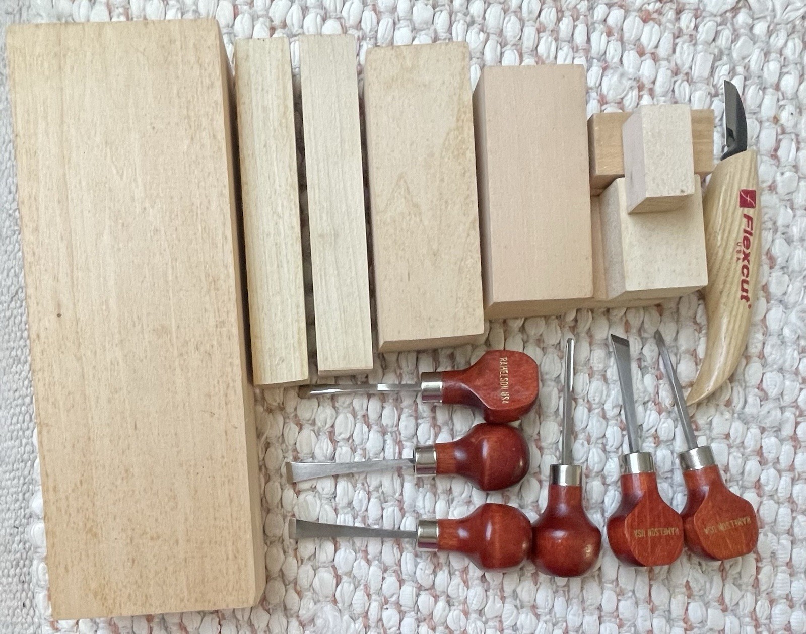 Wood Carving Lot - 6 Ramelson Palm Carving Knives 117, Basswood & Flexcut Knife