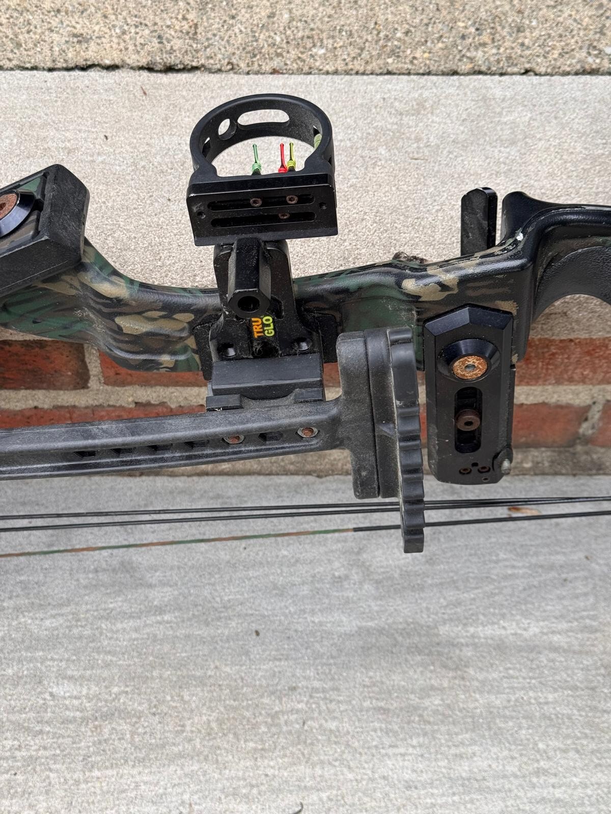 Carroll Intruder II Compound Bow Used