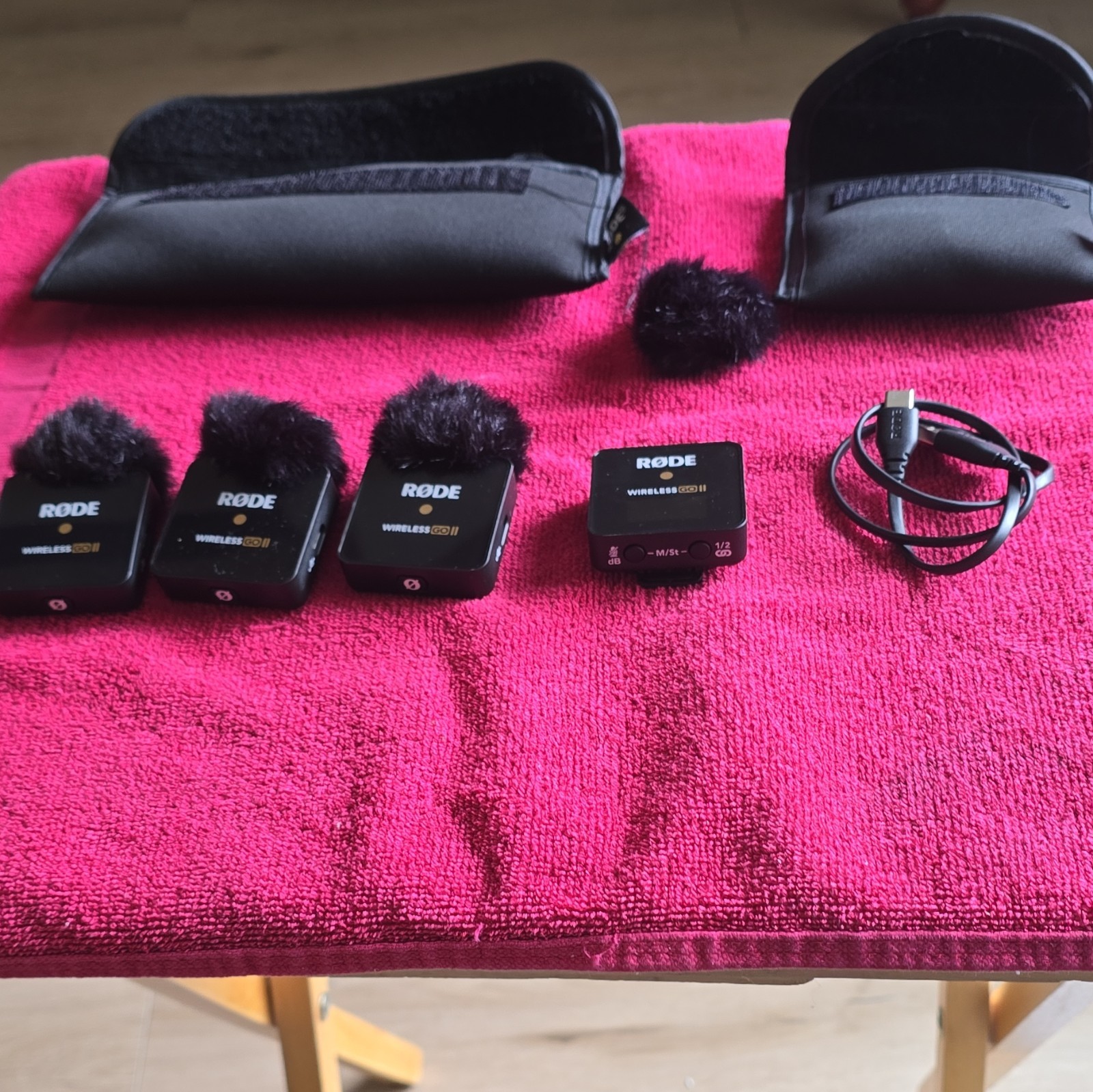 Rode Wireless GO II Microphone System w/ 2 Transmitters, Receiver, Windscreens