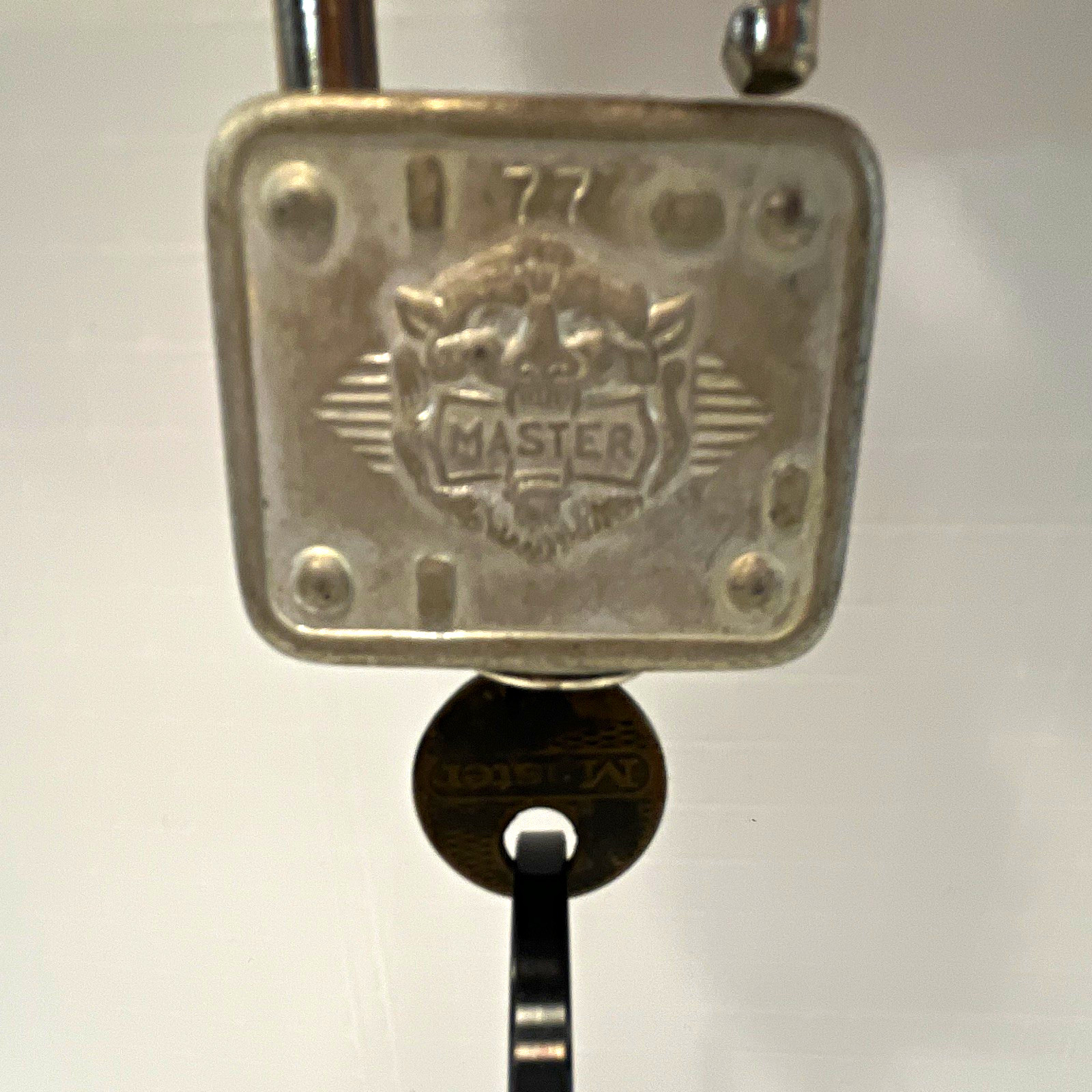 Master Lock 5785 Keyed Padlock Silver Steel Body/Traditional Shackle 5-Pin