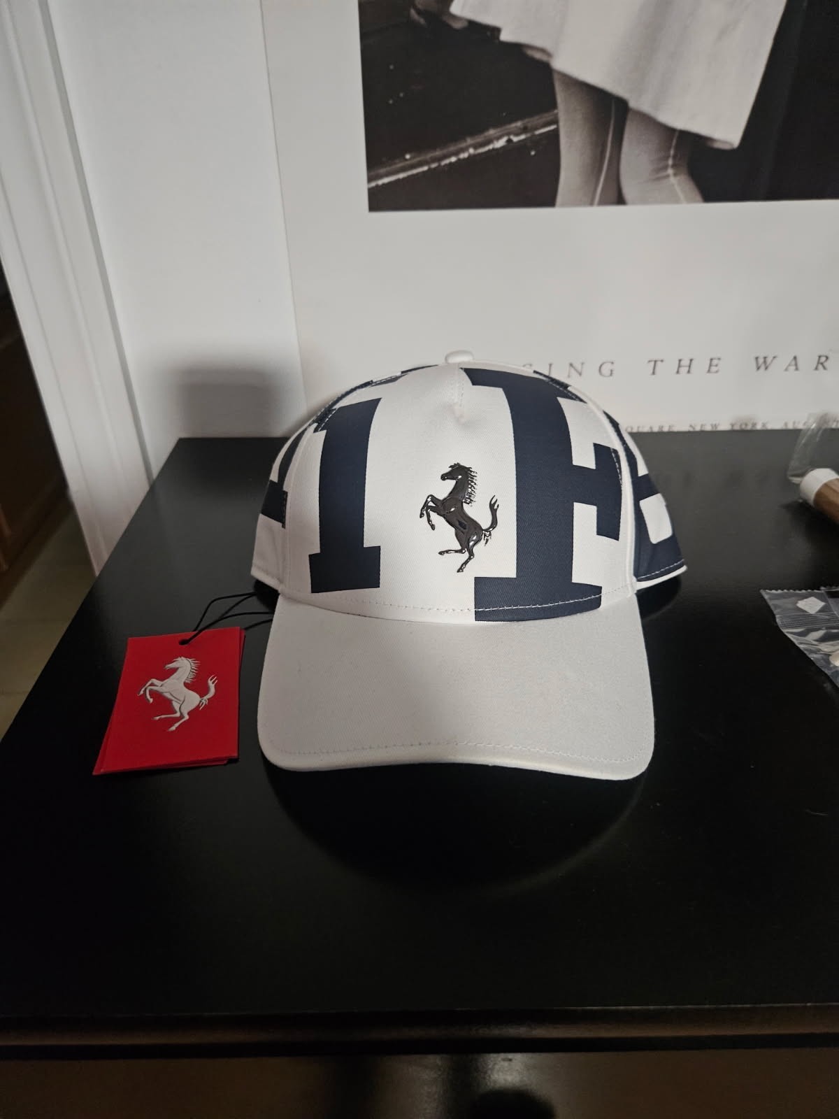 FERRARI OFFICIAL CAP METAL PRANCING HORSE / WHITE HAT