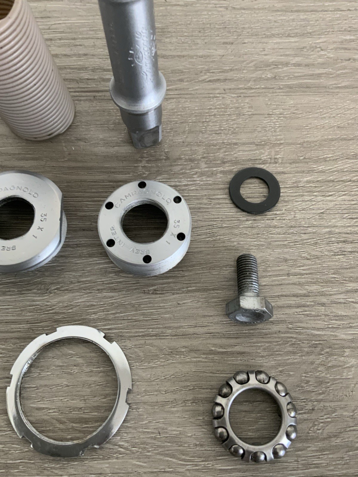 CAMPAGNOLO RECORD BOTTOM BRACKET 68-112 MM FRENCH THREADING