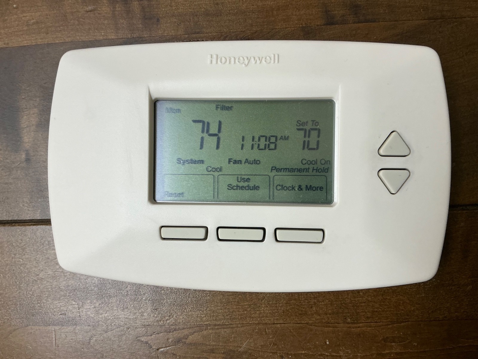 Honeywell RTH7400D1008 5-1-1 Day Programmable Thermostat